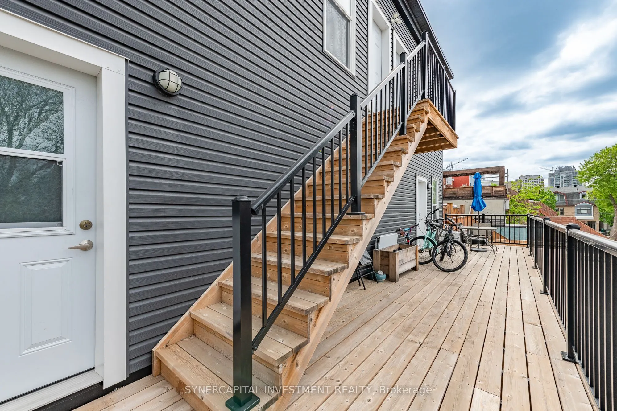 204 Dalhousie Street