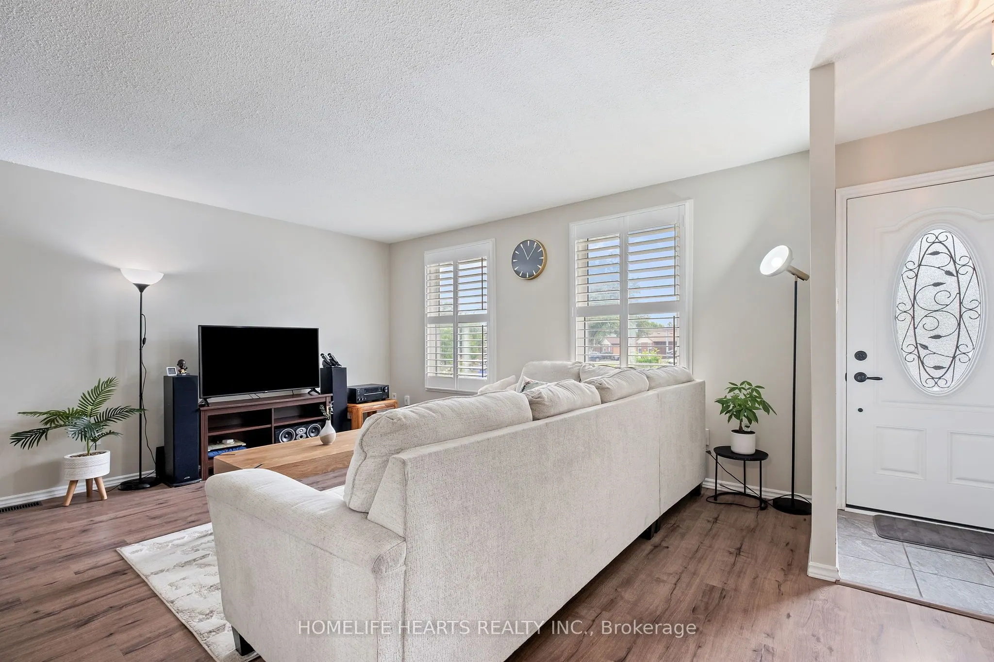 19 Hopewell Crescent
