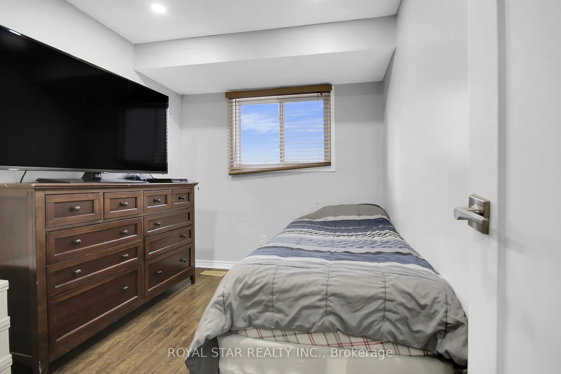 2761 Pimlico Crescent, #71