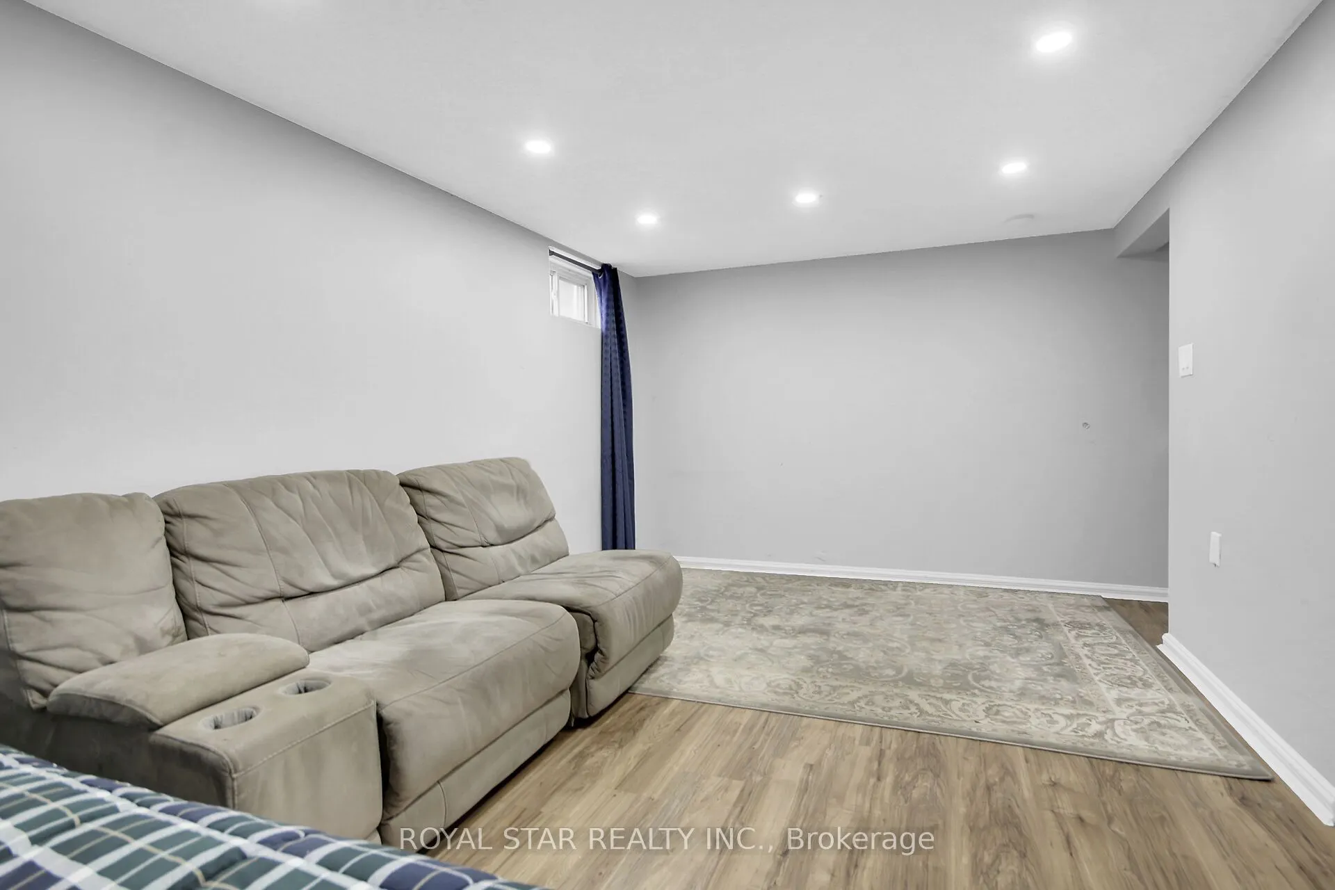 2761 Pimlico Crescent, #71