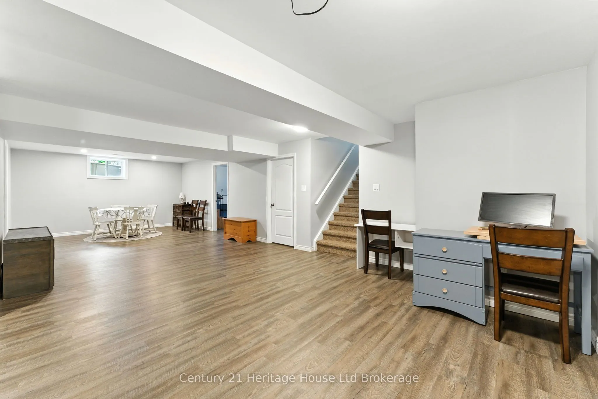 107 Applewood Street