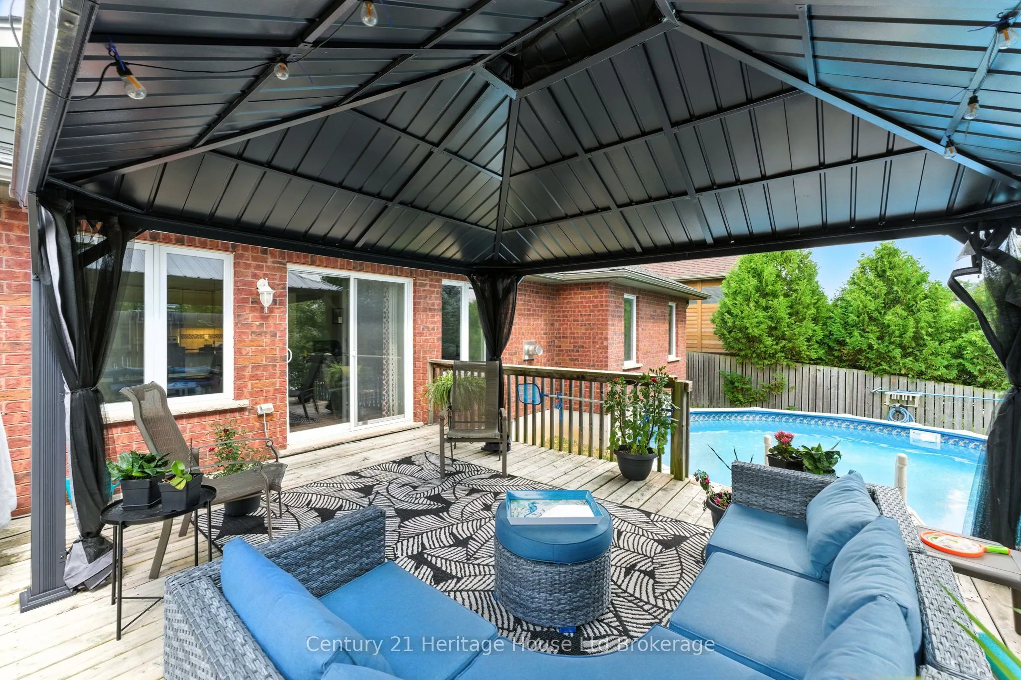 107 Applewood Street