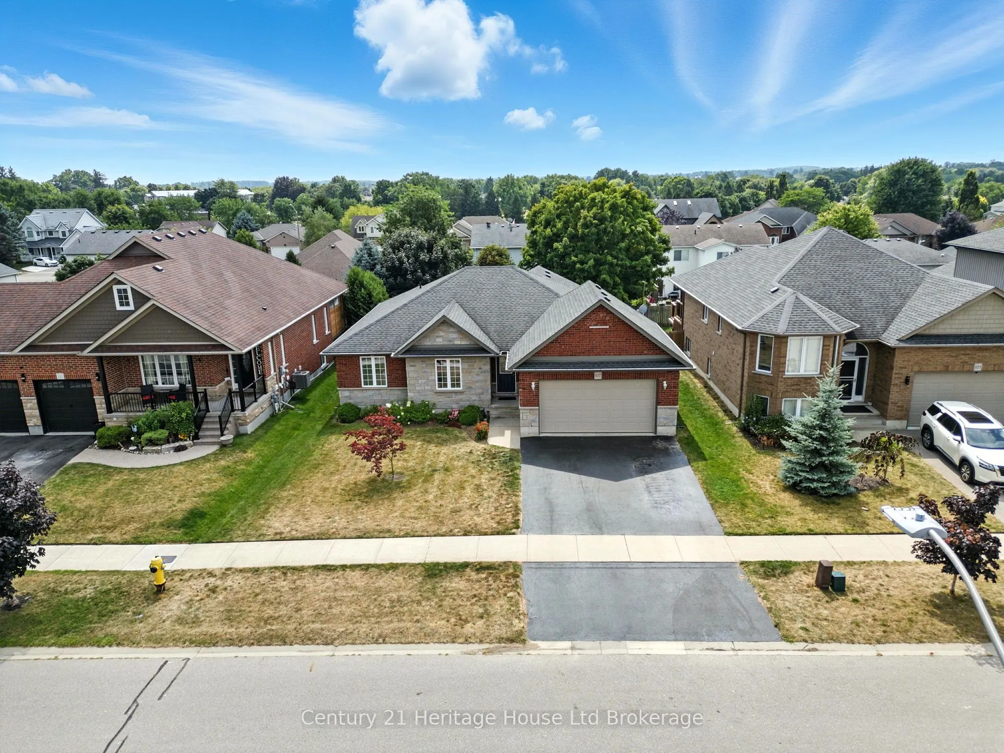 107 Applewood Street