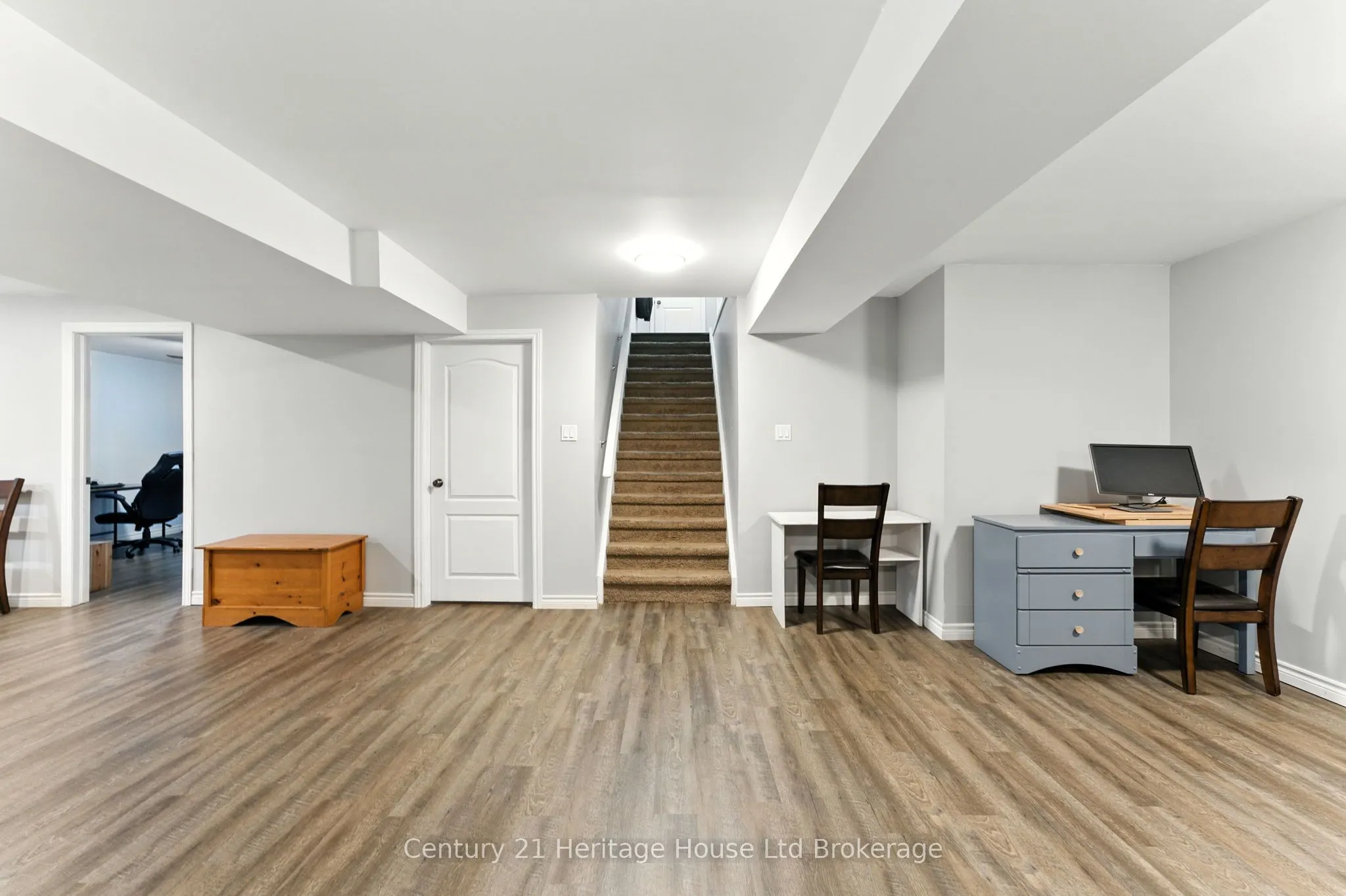 107 Applewood Street