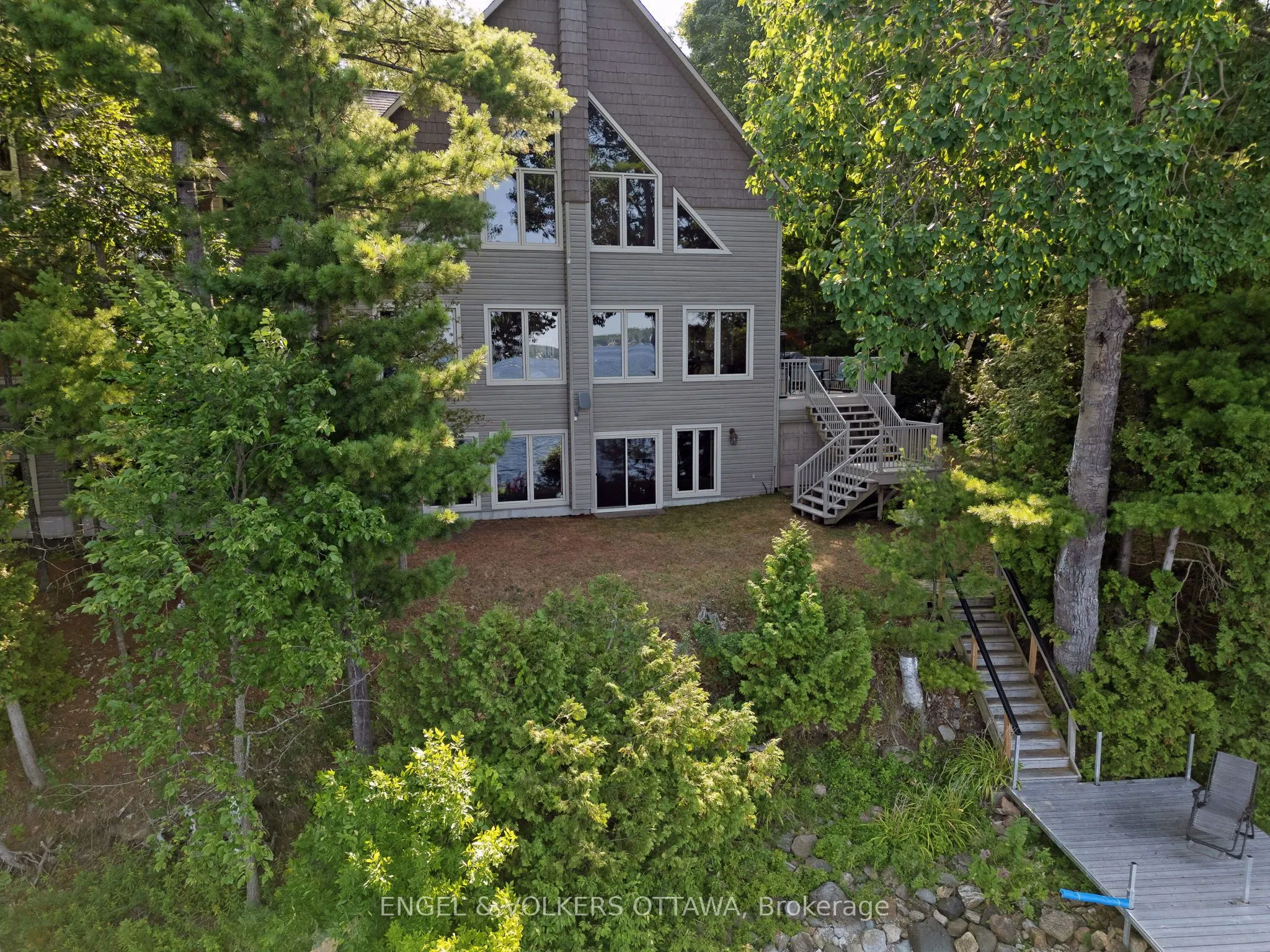 146 Beck Shore Road