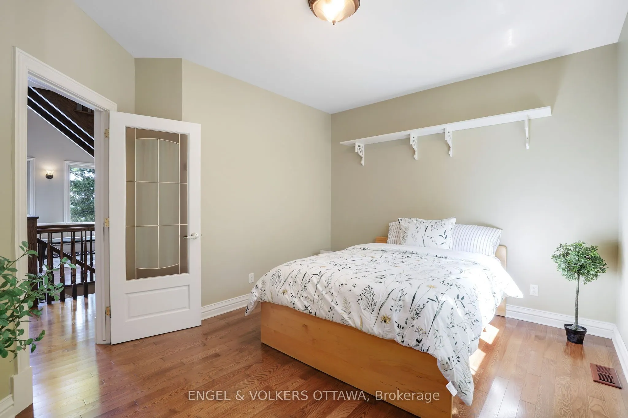 146 Beck Shore Road