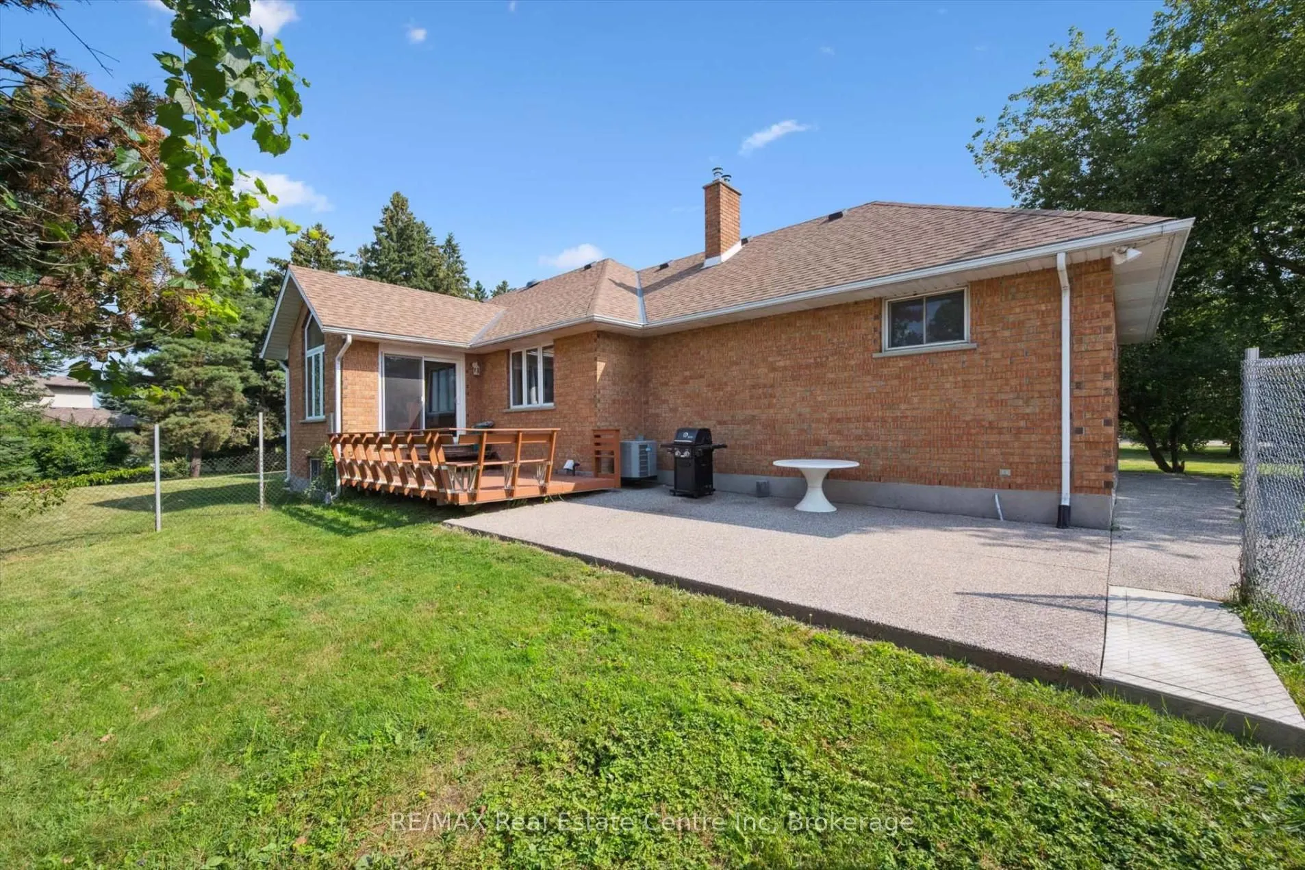 5044 WHITELAW Road