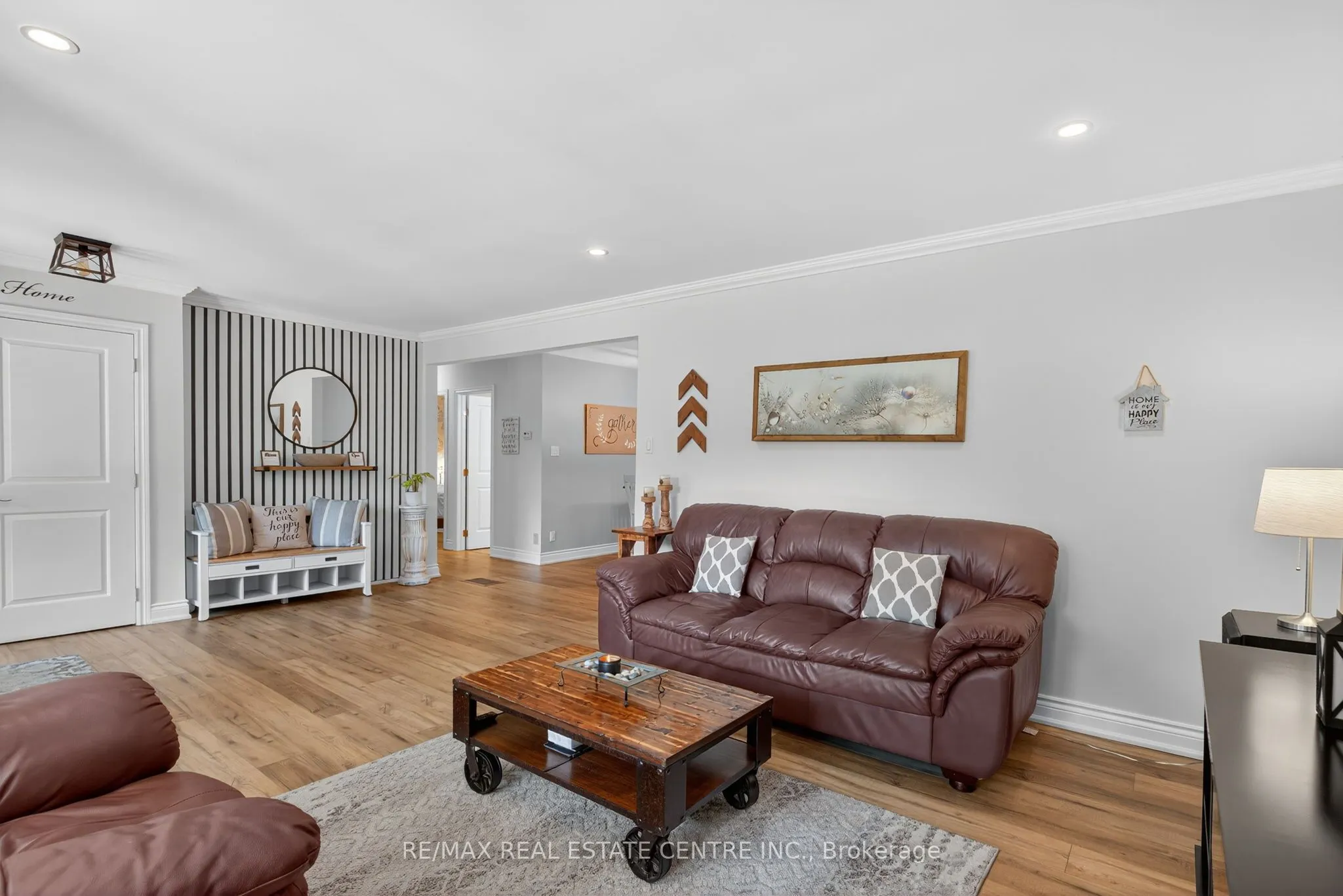 16 Cedar Lane