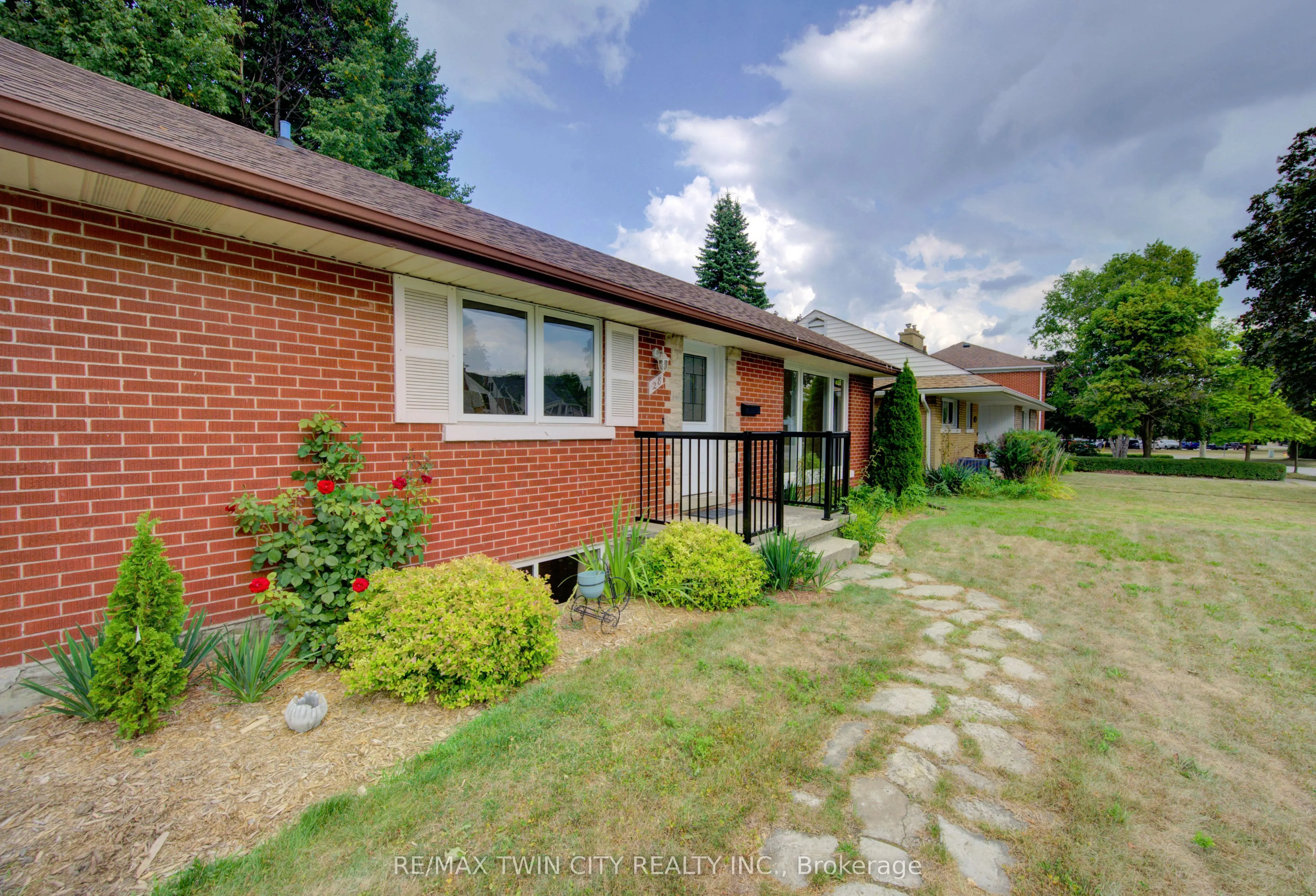 28 Jack Avenue