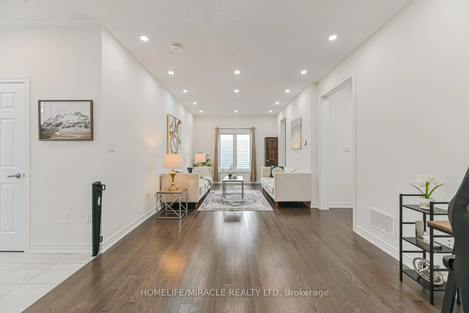443 Henderson Way
