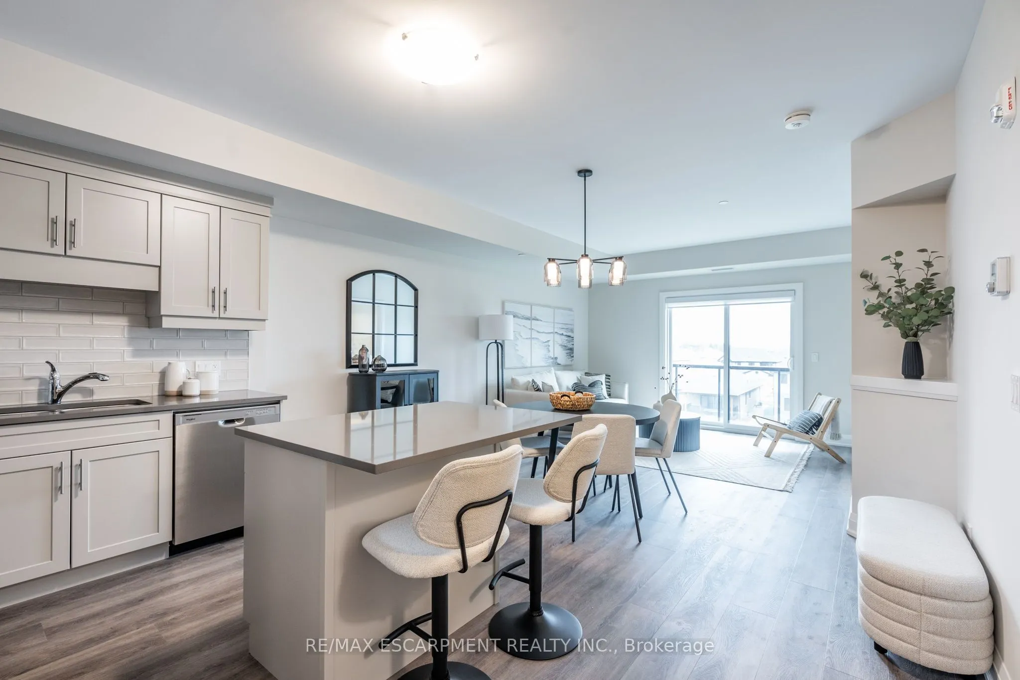 118 SUMMERSIDES Boulevard, #307