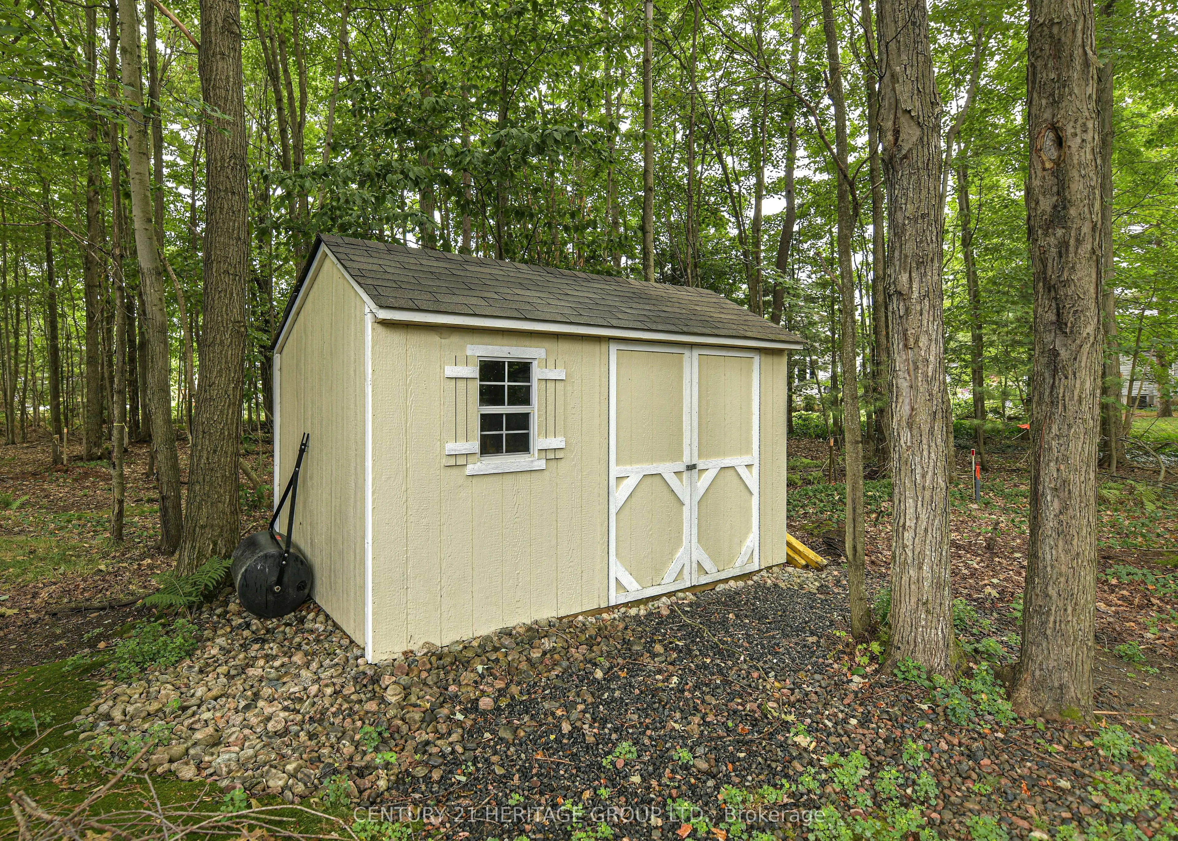 130 Hedgewood Lane