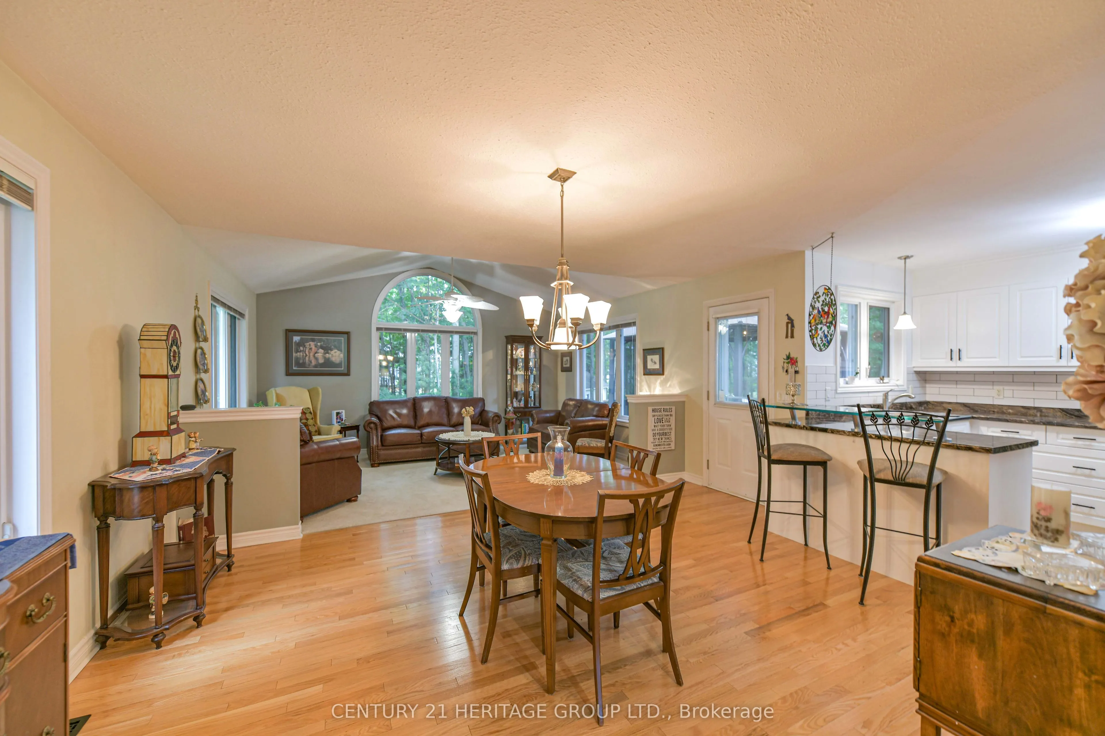 130 Hedgewood Lane