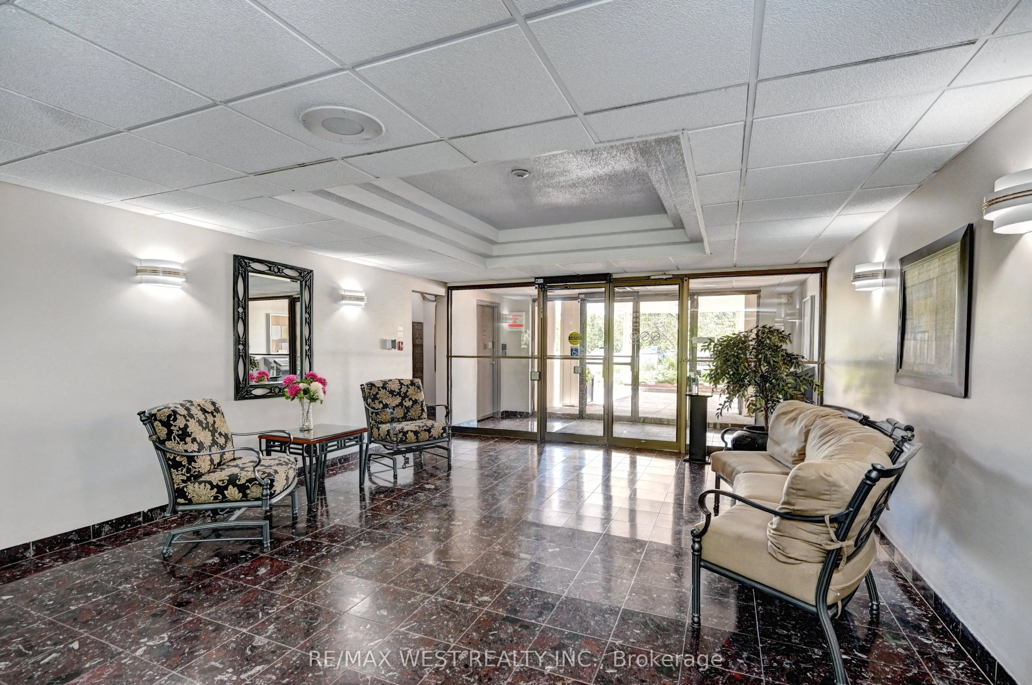 260 Sheldon Avenue N, #705