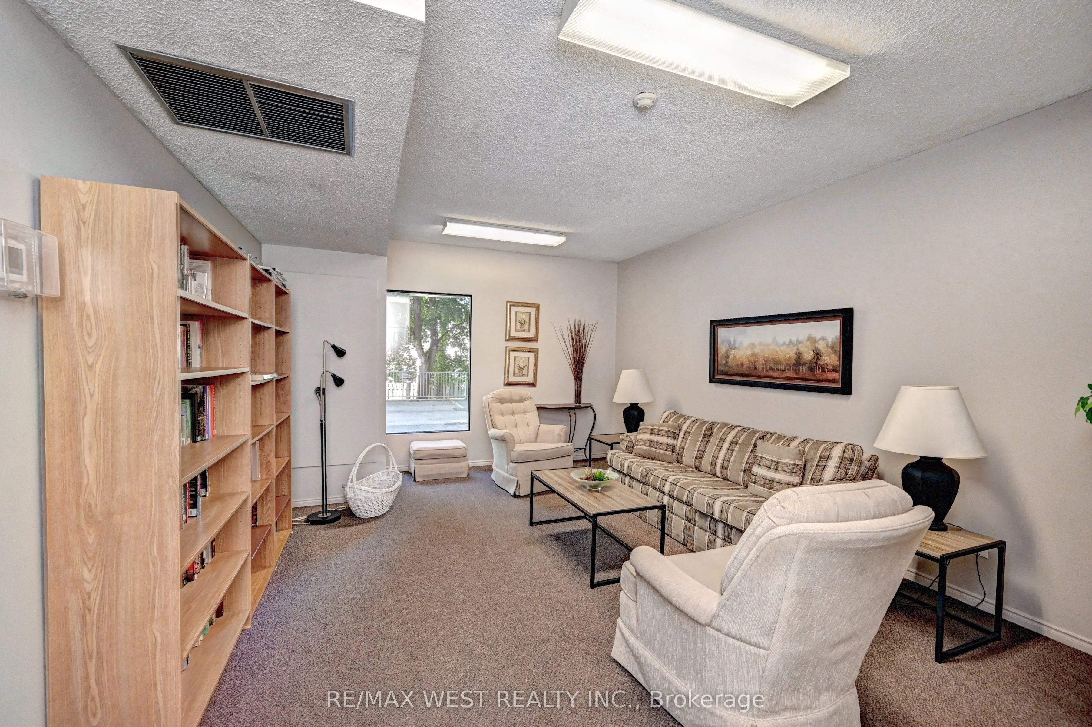 260 Sheldon Avenue N, #705