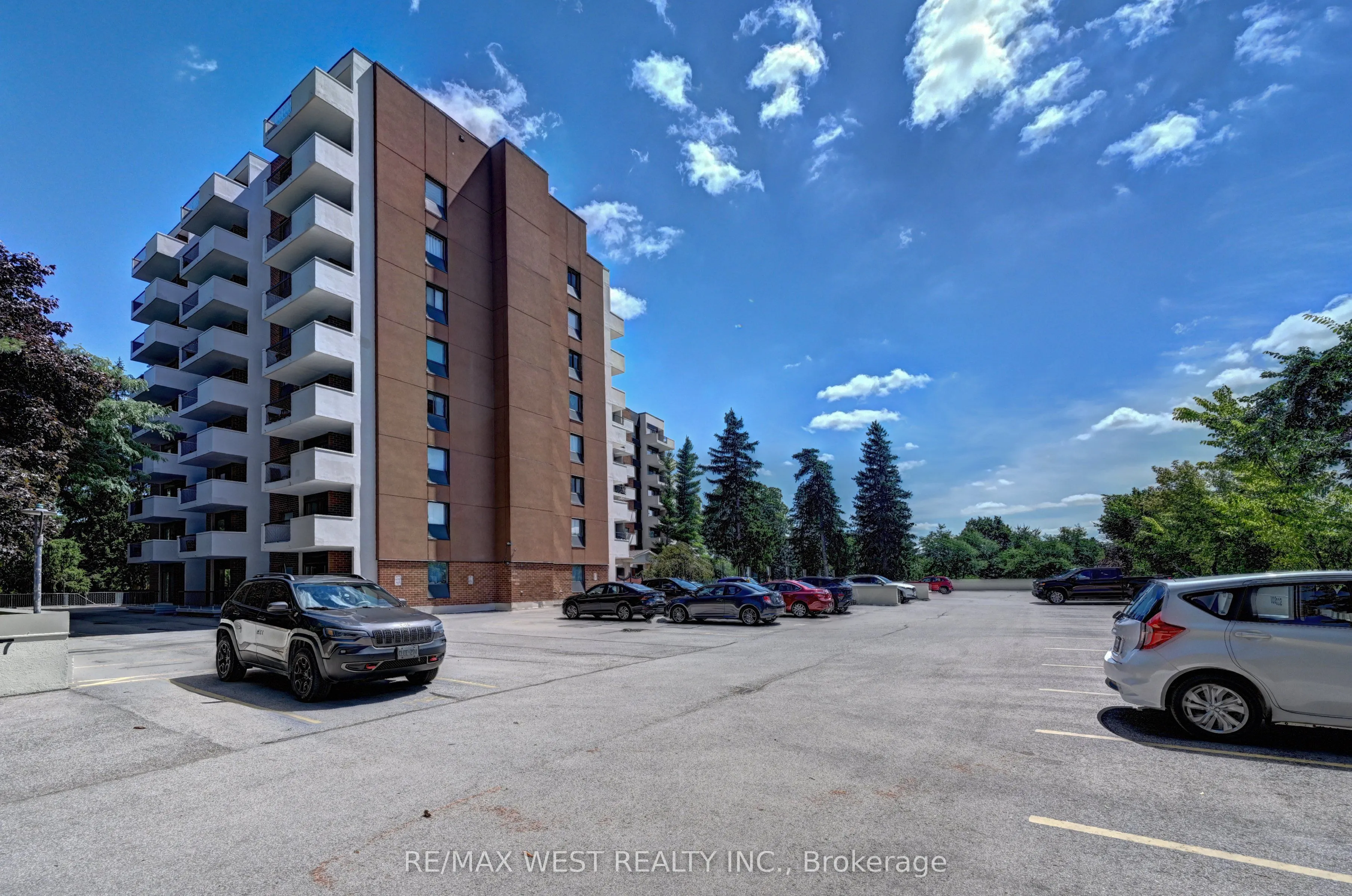 260 Sheldon Avenue N, #705