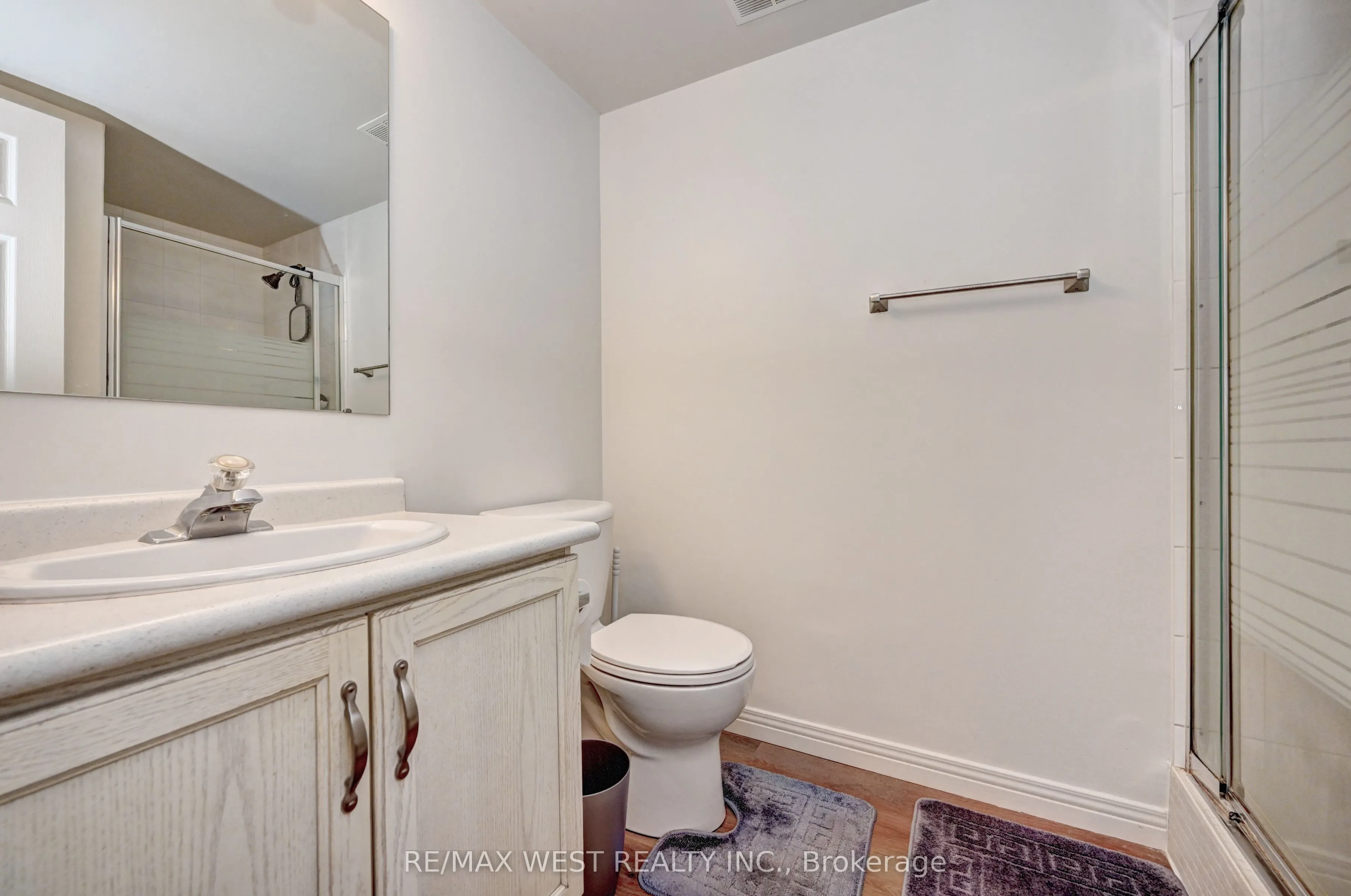 260 Sheldon Avenue N, #705