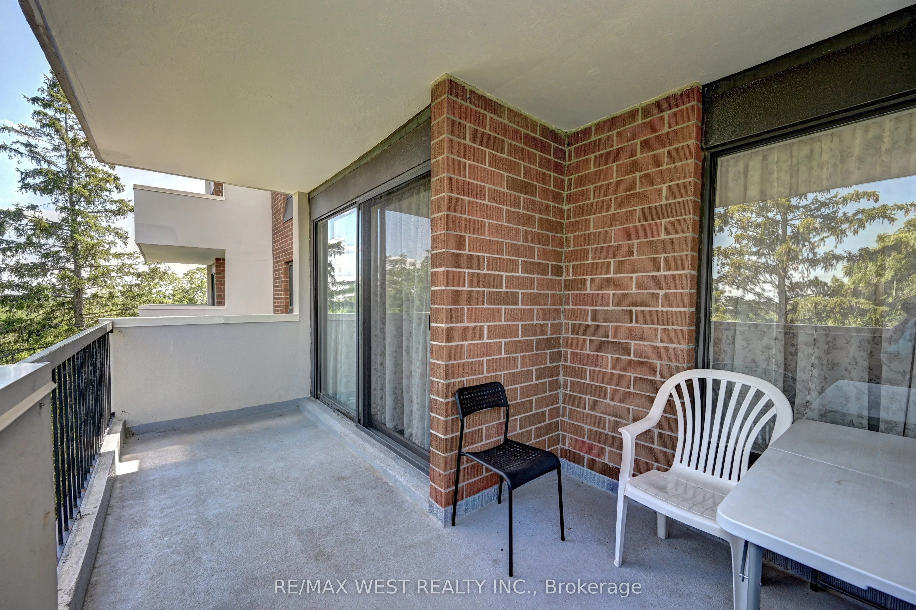 260 Sheldon Avenue N, #705
