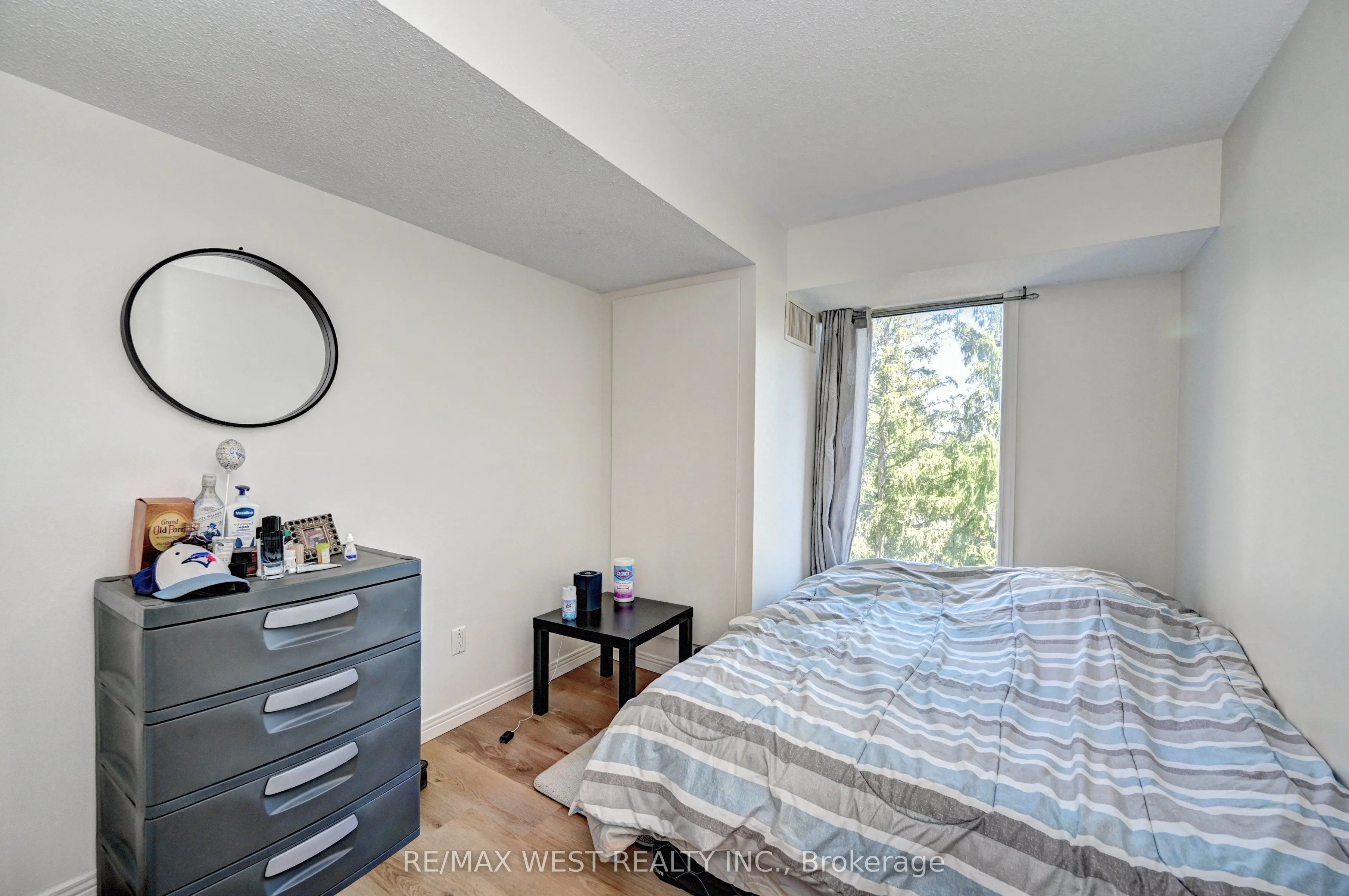260 Sheldon Avenue N, #705