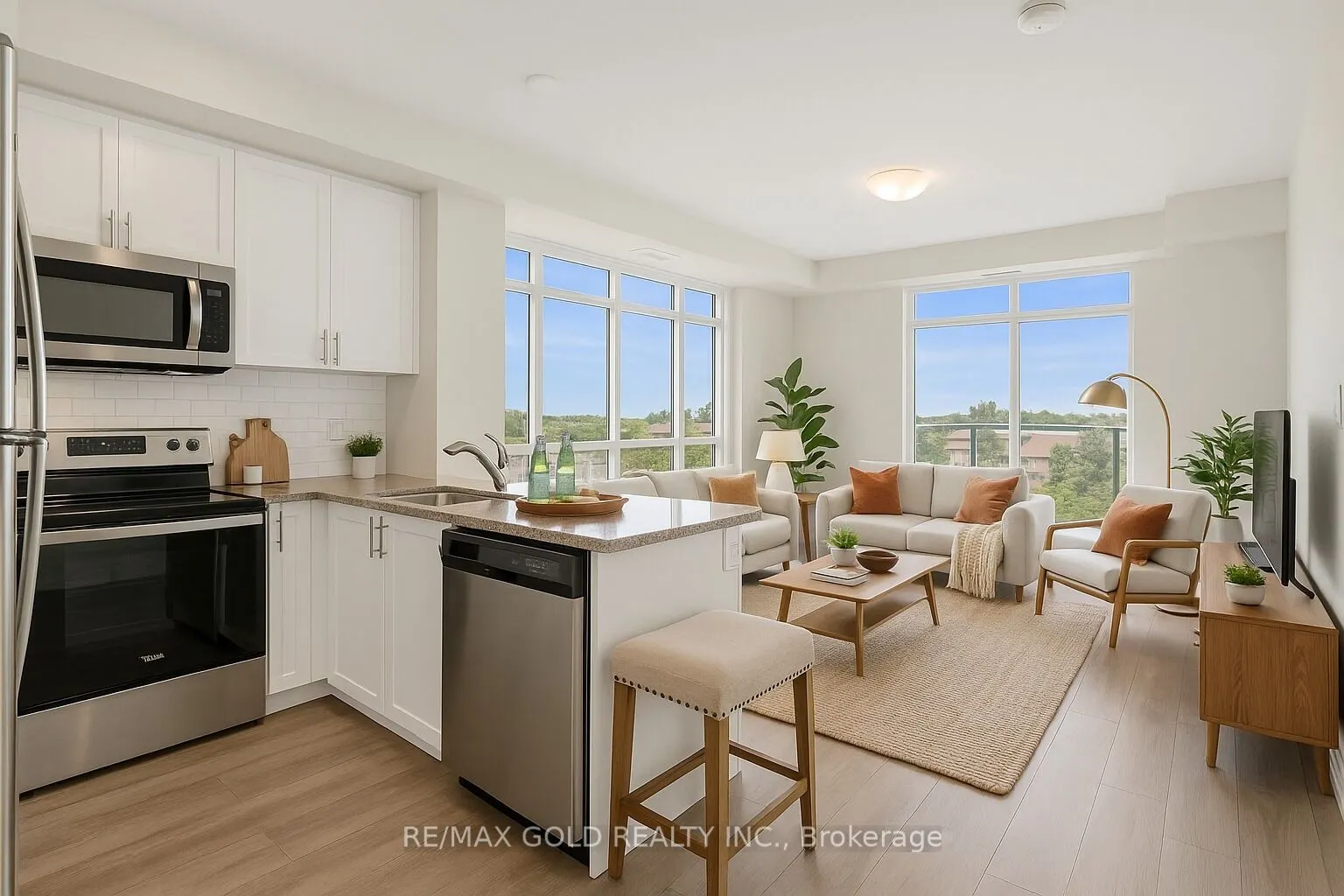 460 DUNDAS Street E, #402