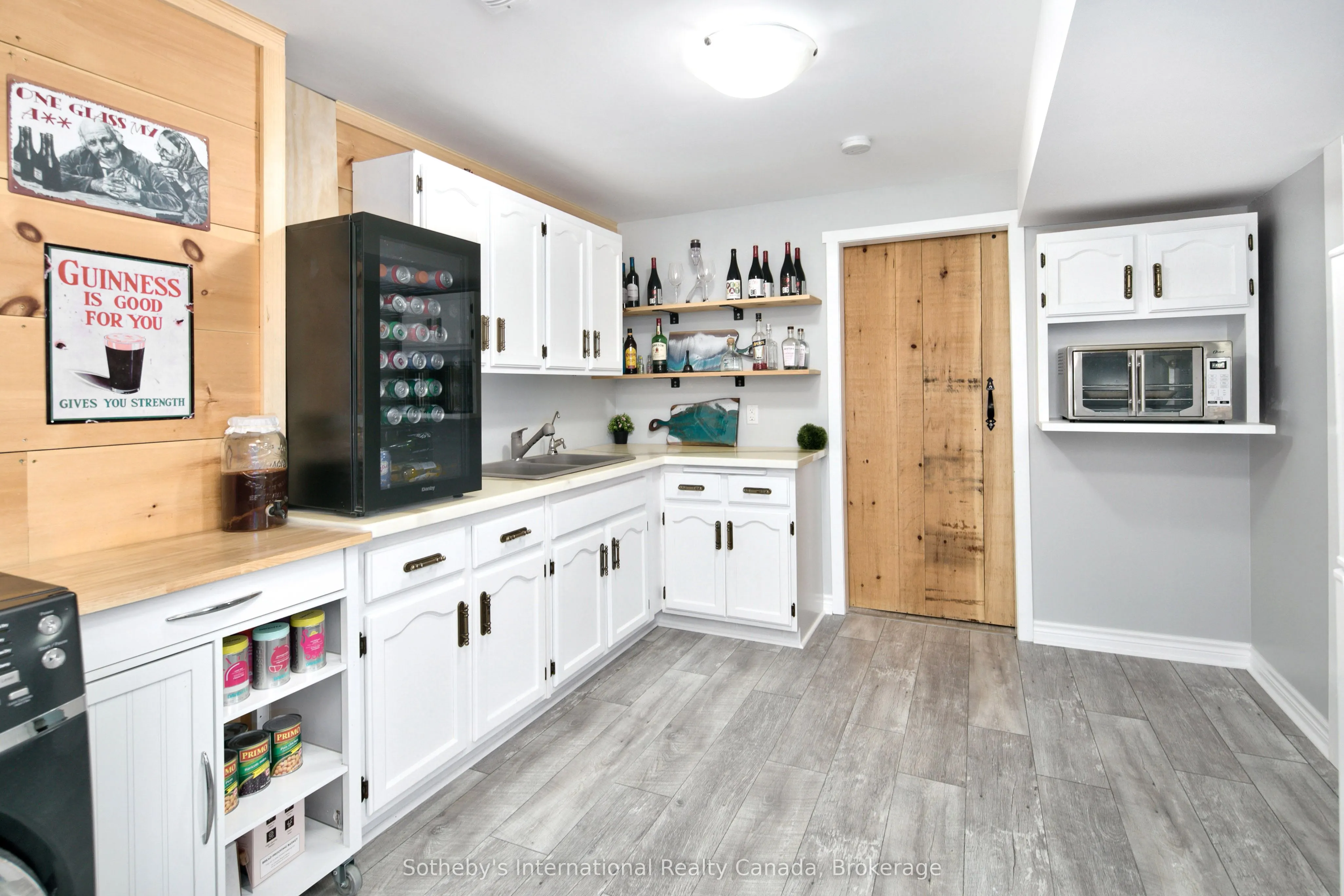 140 Greenfield Drive