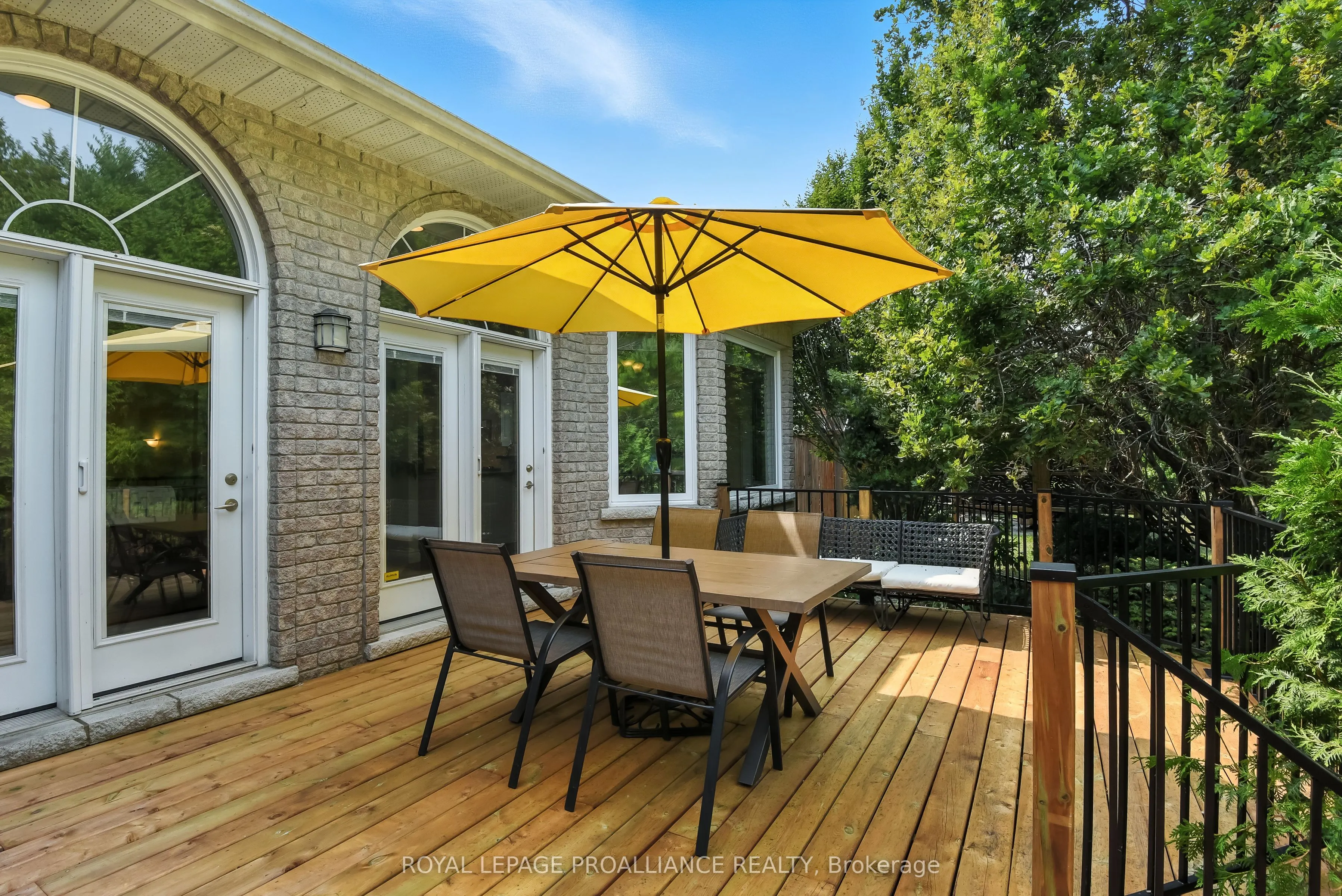 11 Mill Pond Court