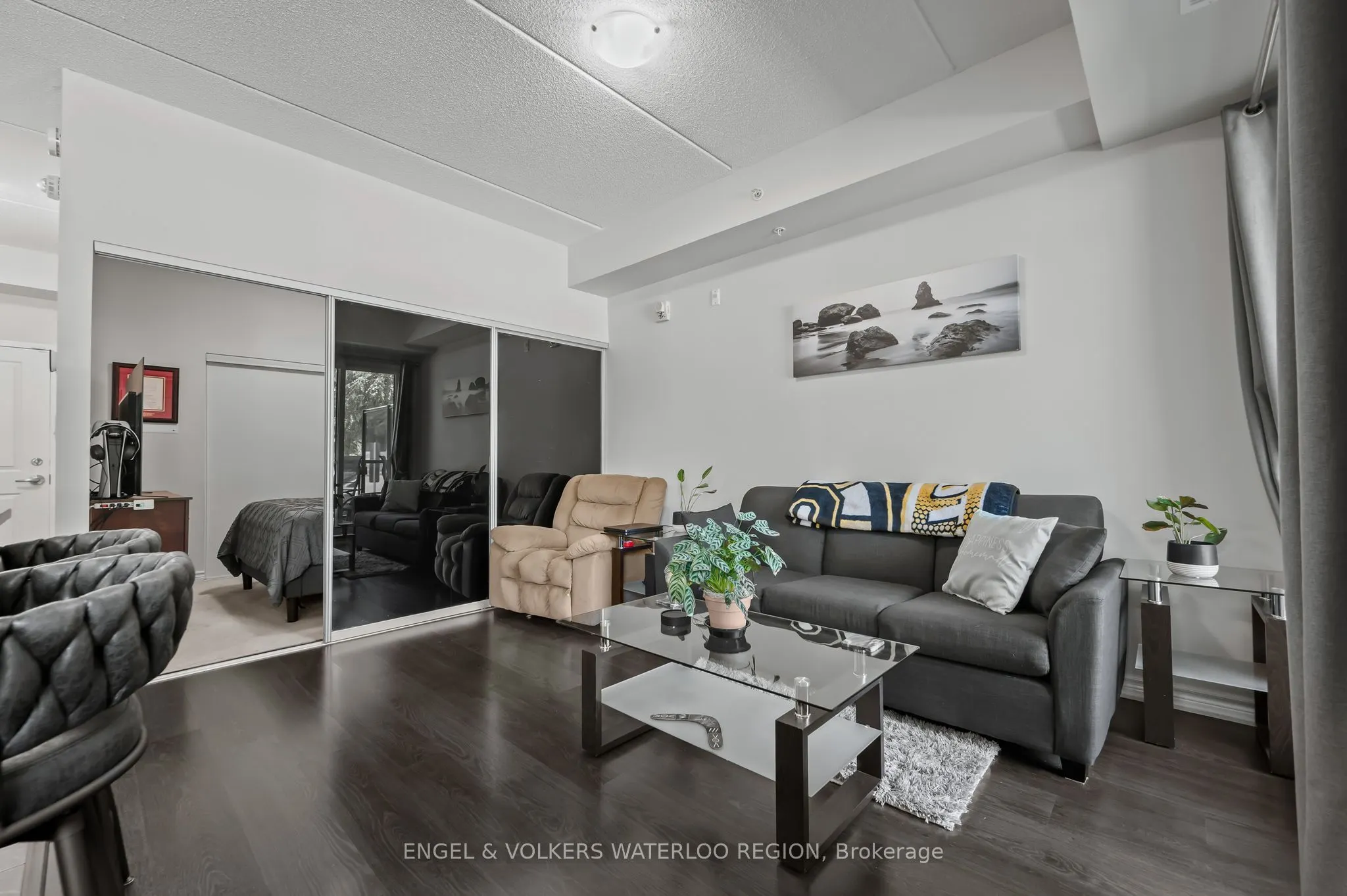 1280 Gordon Street, #103
