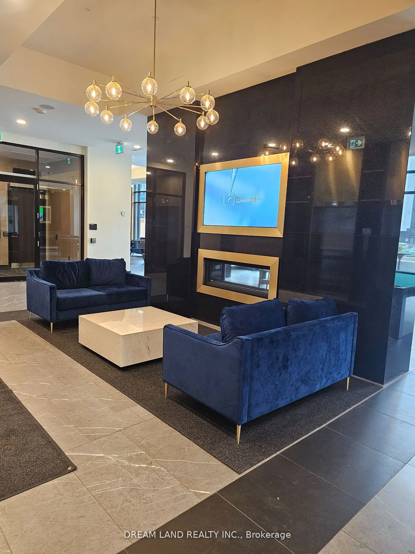 145 Columbia Street W, #1035