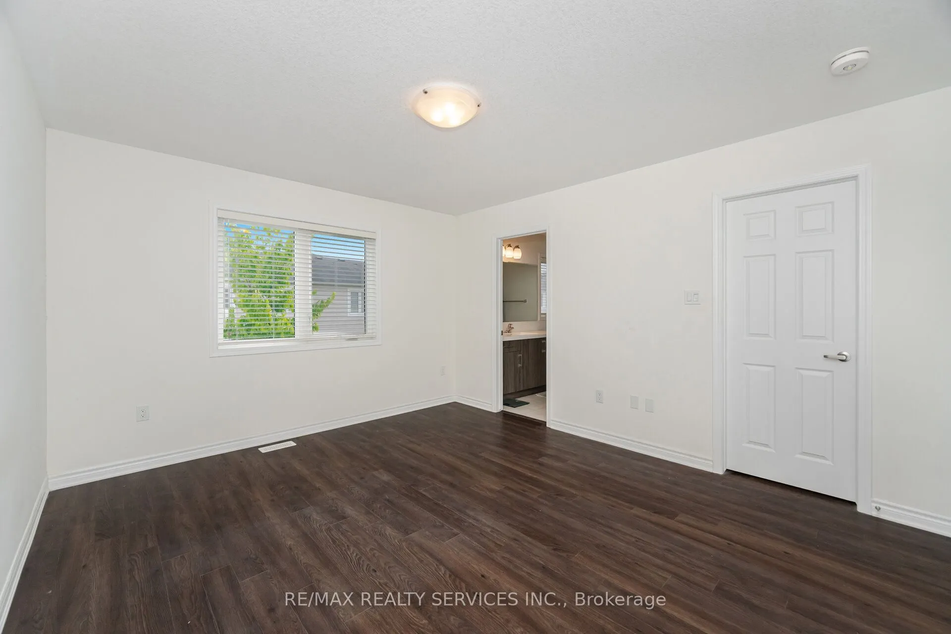 455 Guelph Avenue, #18