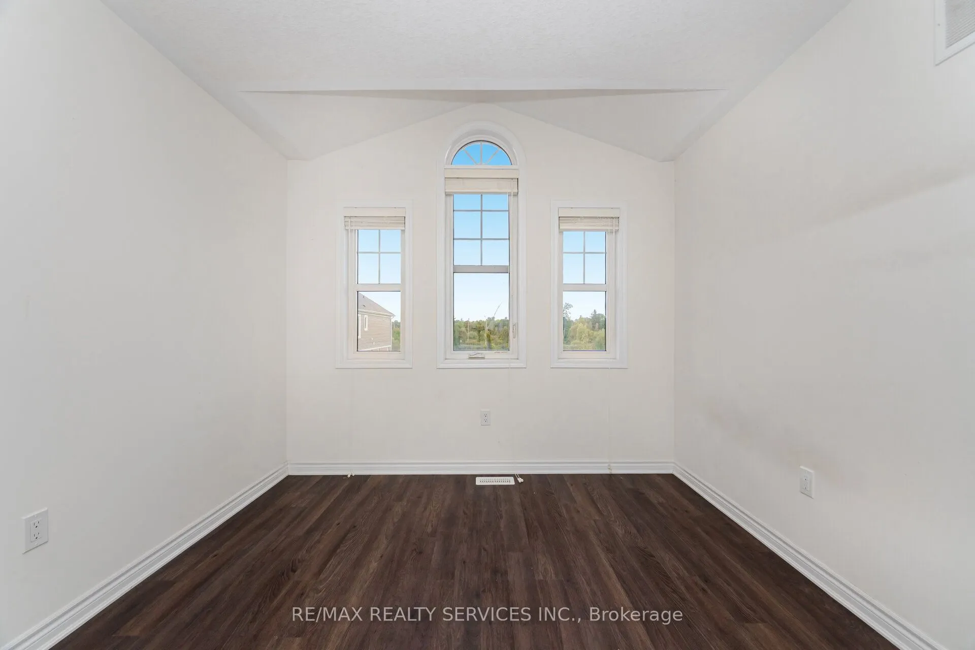 455 Guelph Avenue, #18