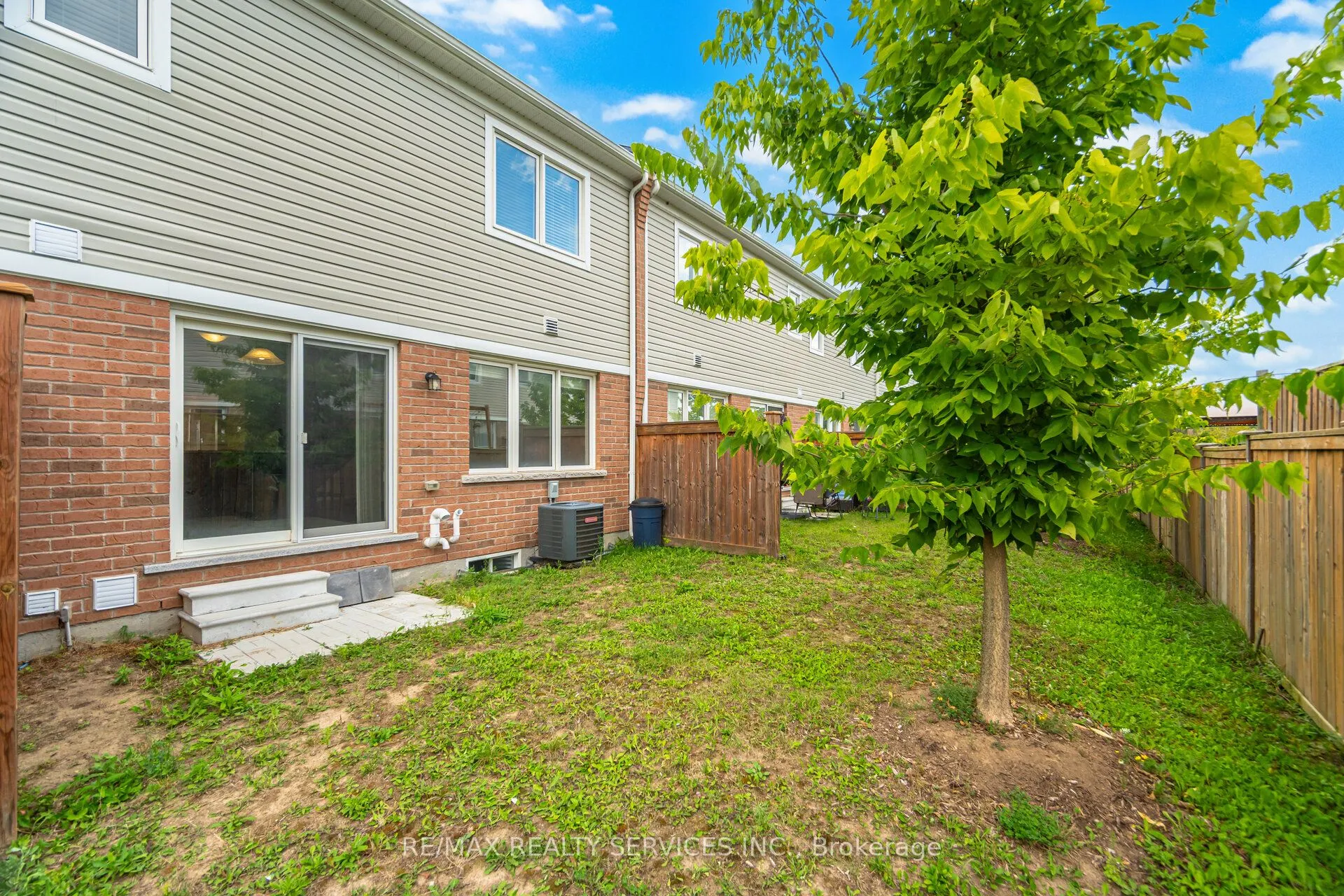 455 Guelph Avenue, #18