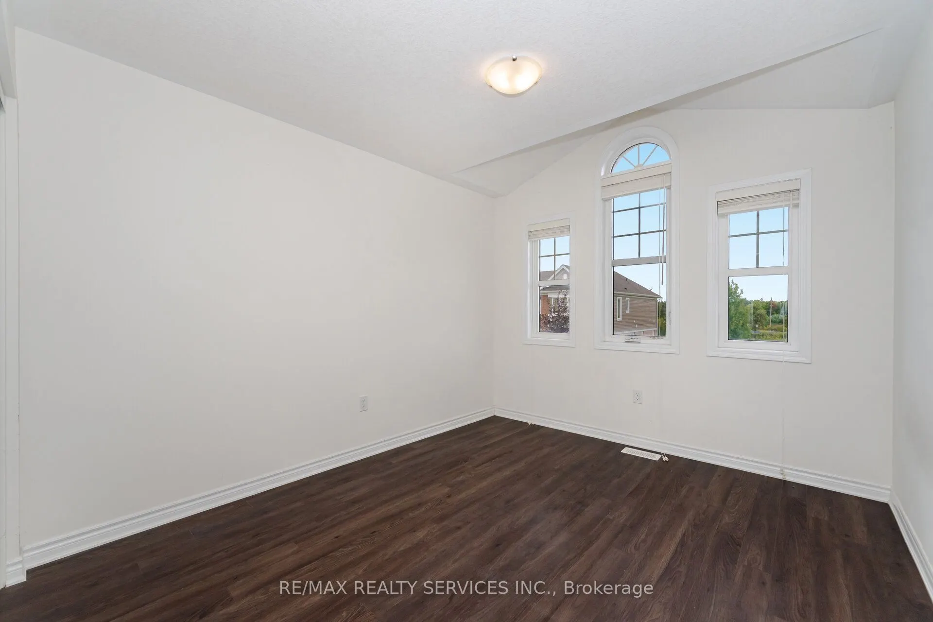 455 Guelph Avenue, #18