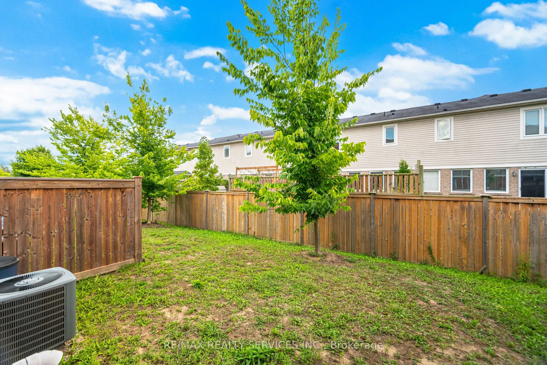 455 Guelph Avenue, #18