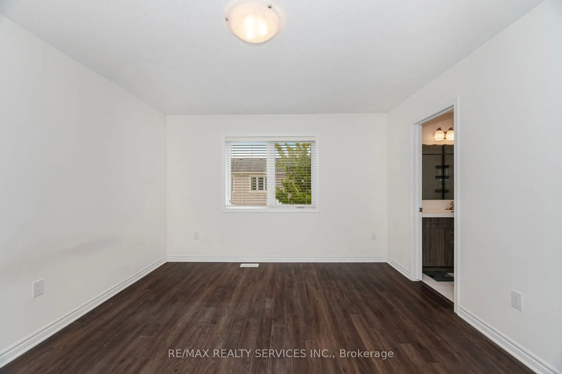 455 Guelph Avenue, #18