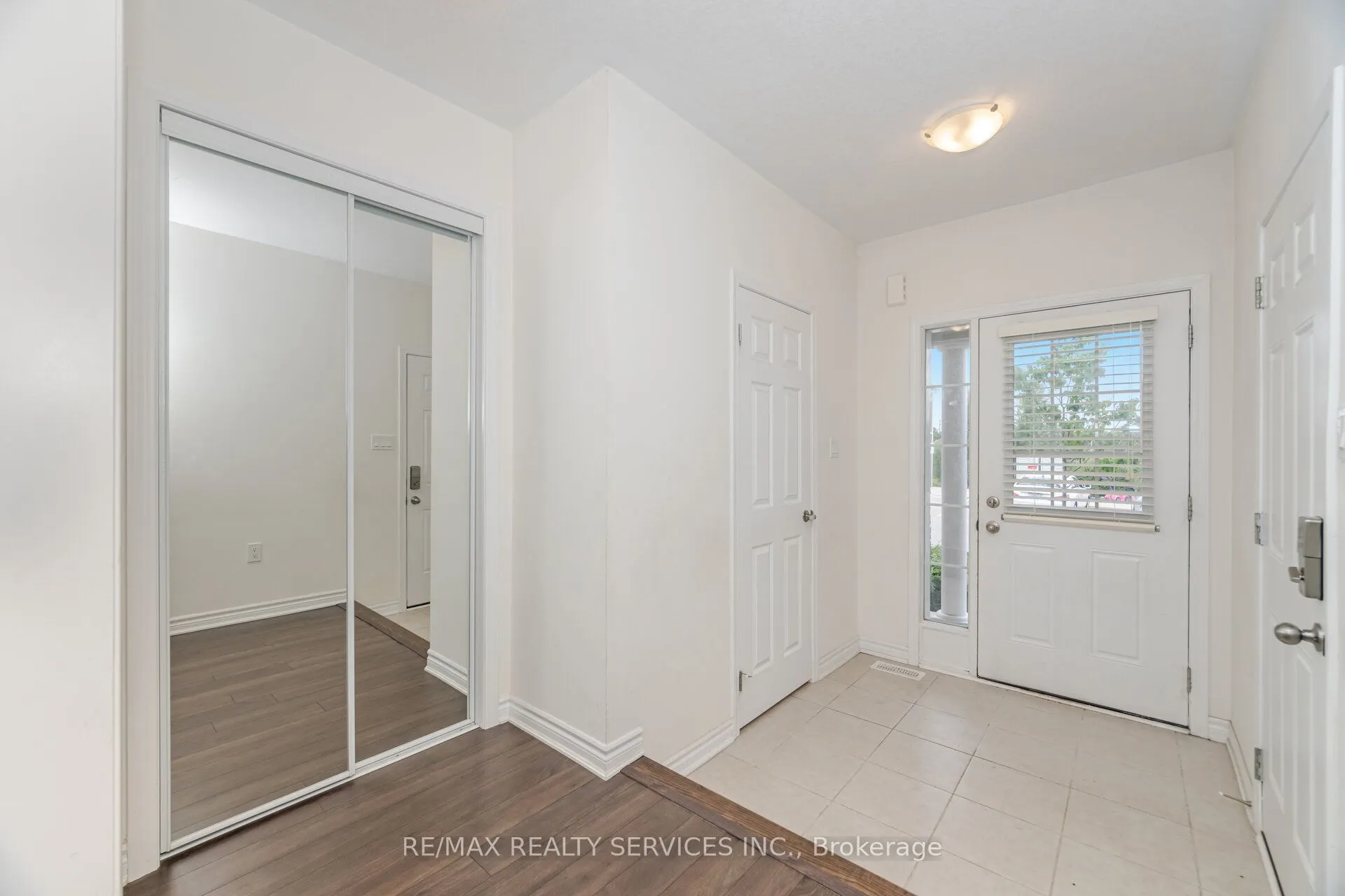 455 Guelph Avenue, #18