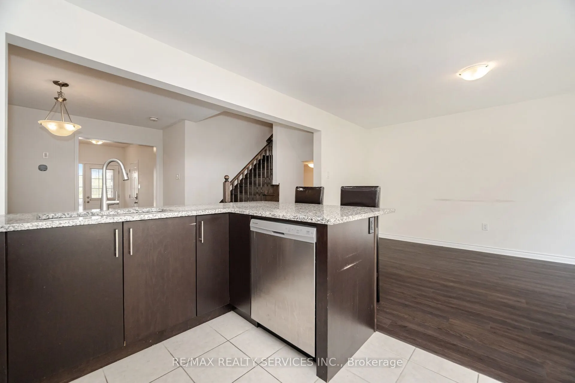 455 Guelph Avenue, #18