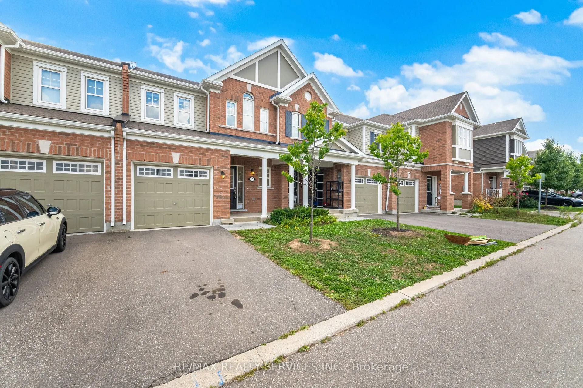 455 Guelph Avenue, #18
