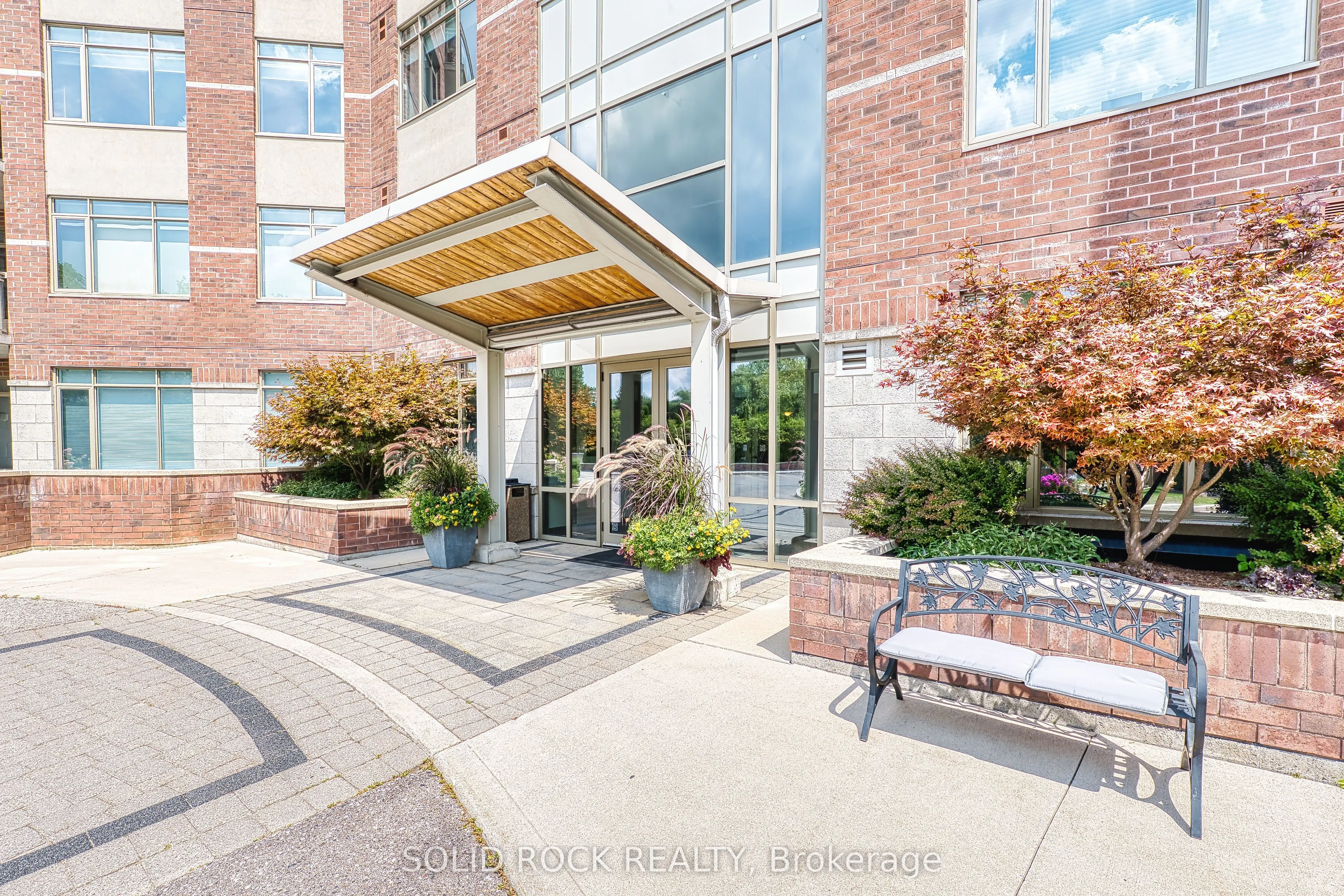 400 Romeo Street N, #103