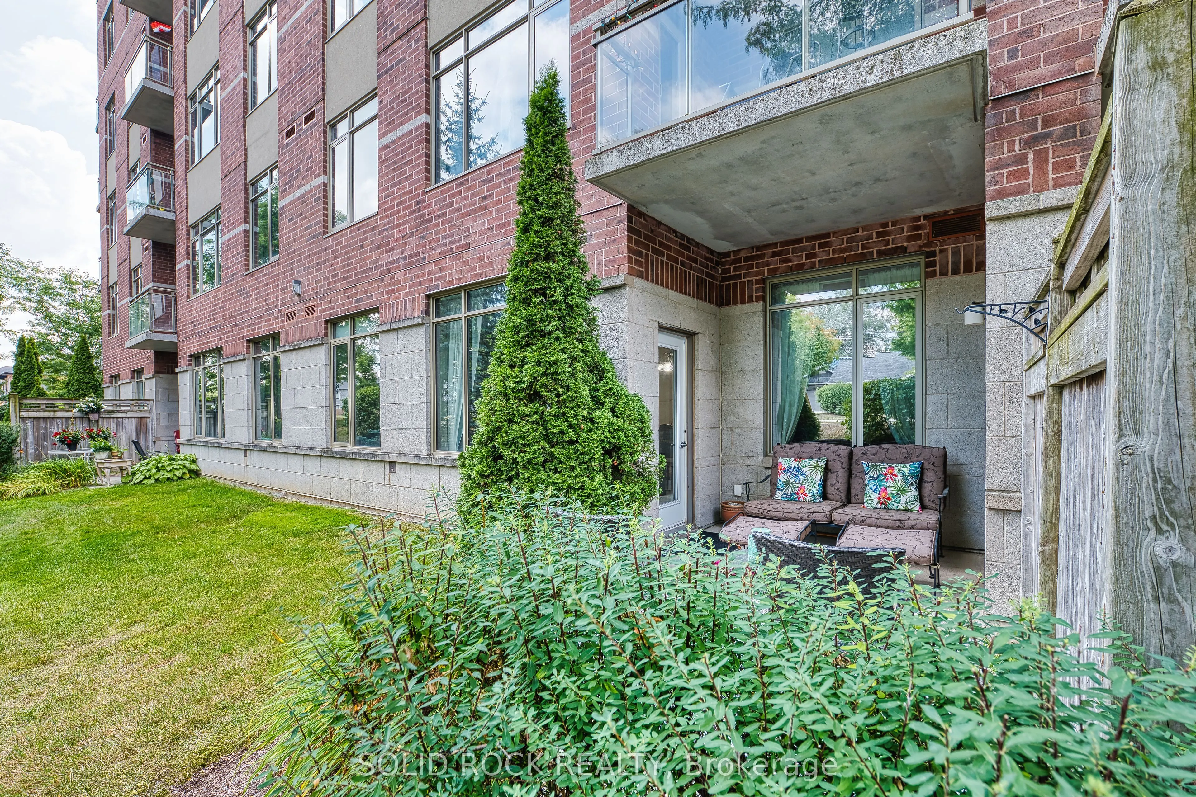 400 Romeo Street N, #103