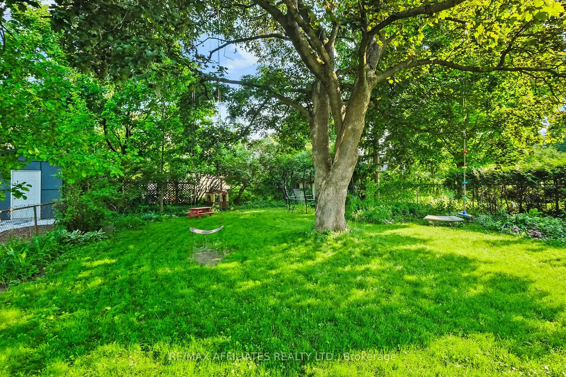 312 Mountbatten Avenue
