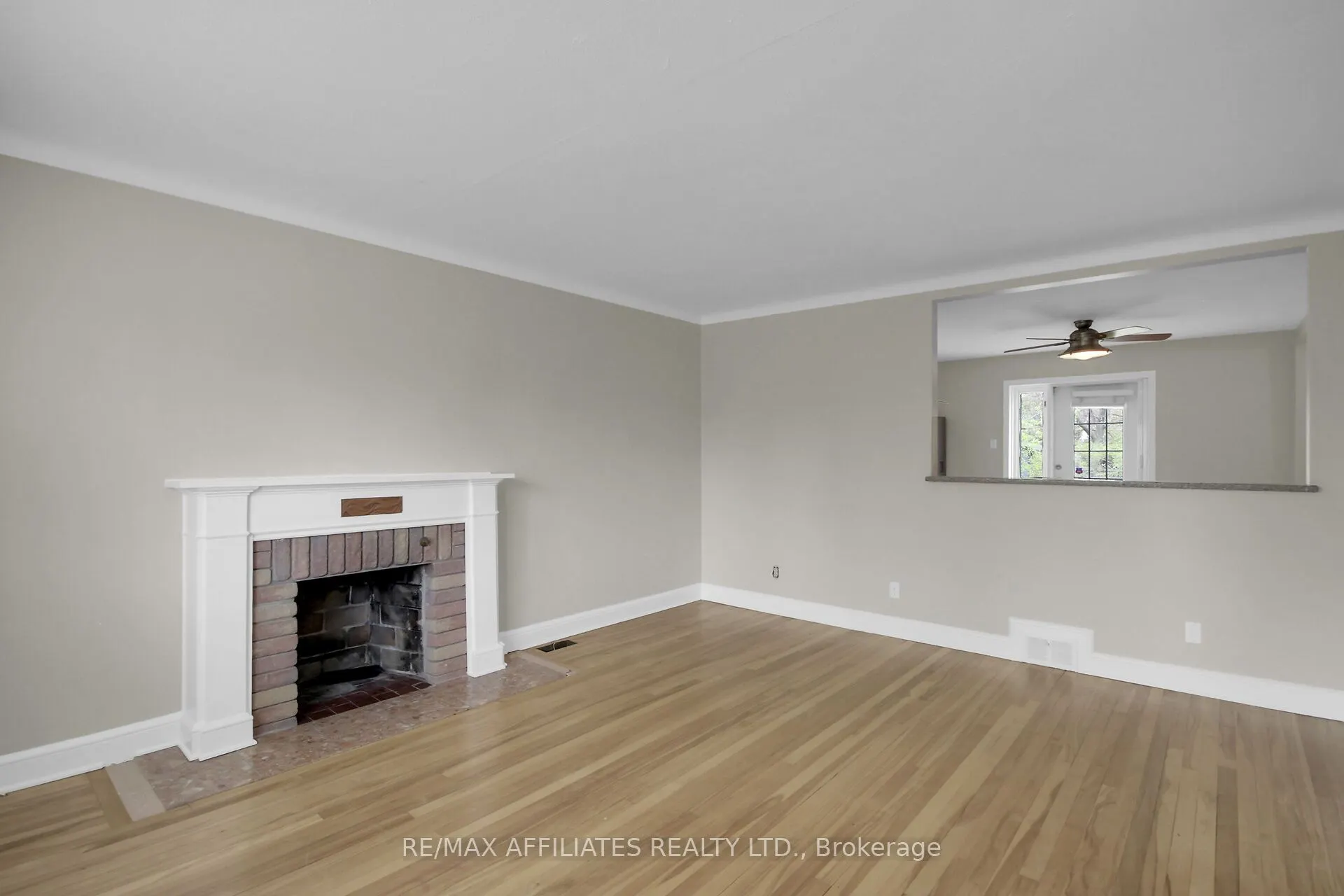 312 Mountbatten Avenue