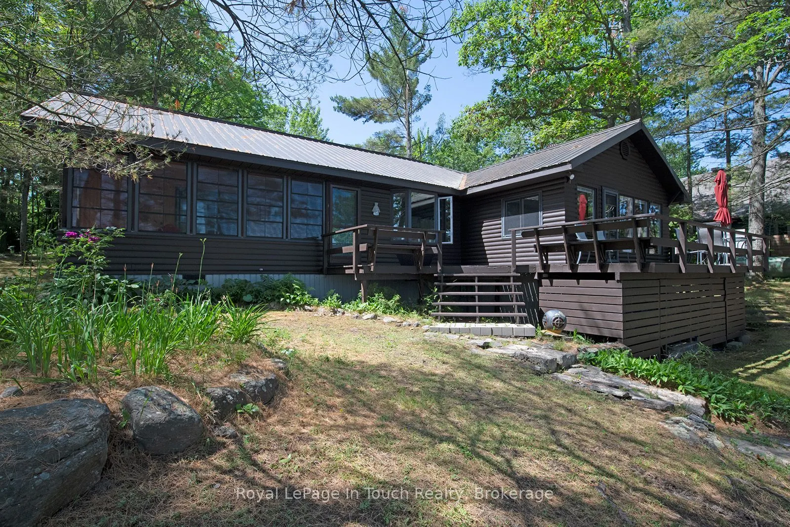 211 Pickerel Point Road