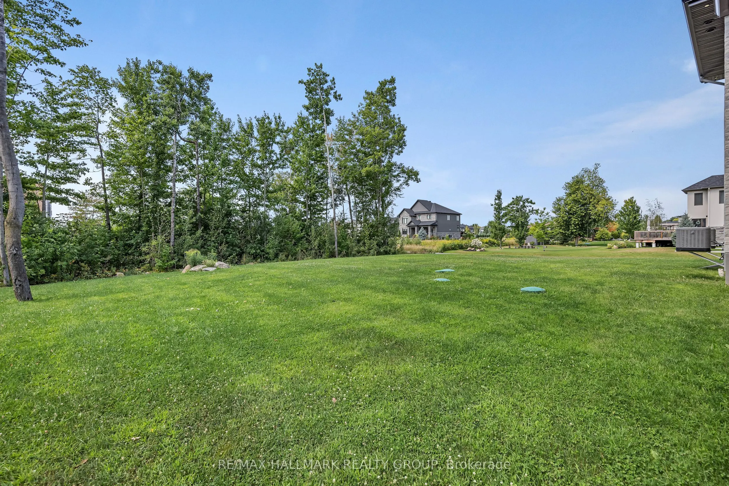 595 Shoreway Drive