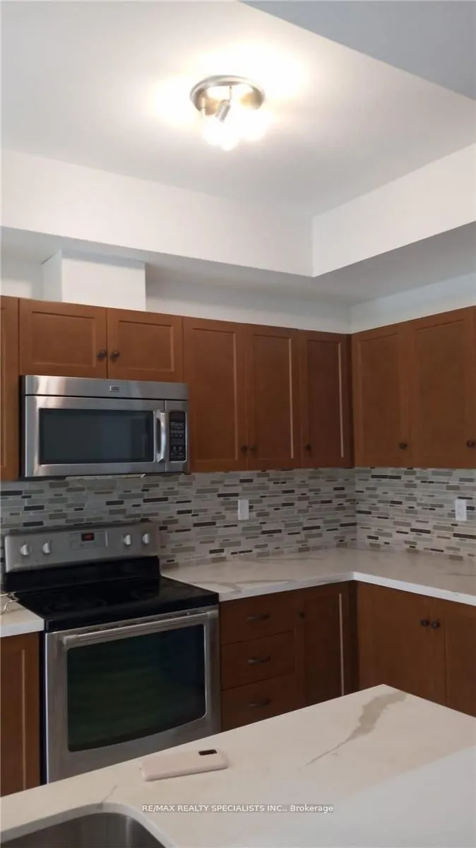 8 Lakelawn Road, #62