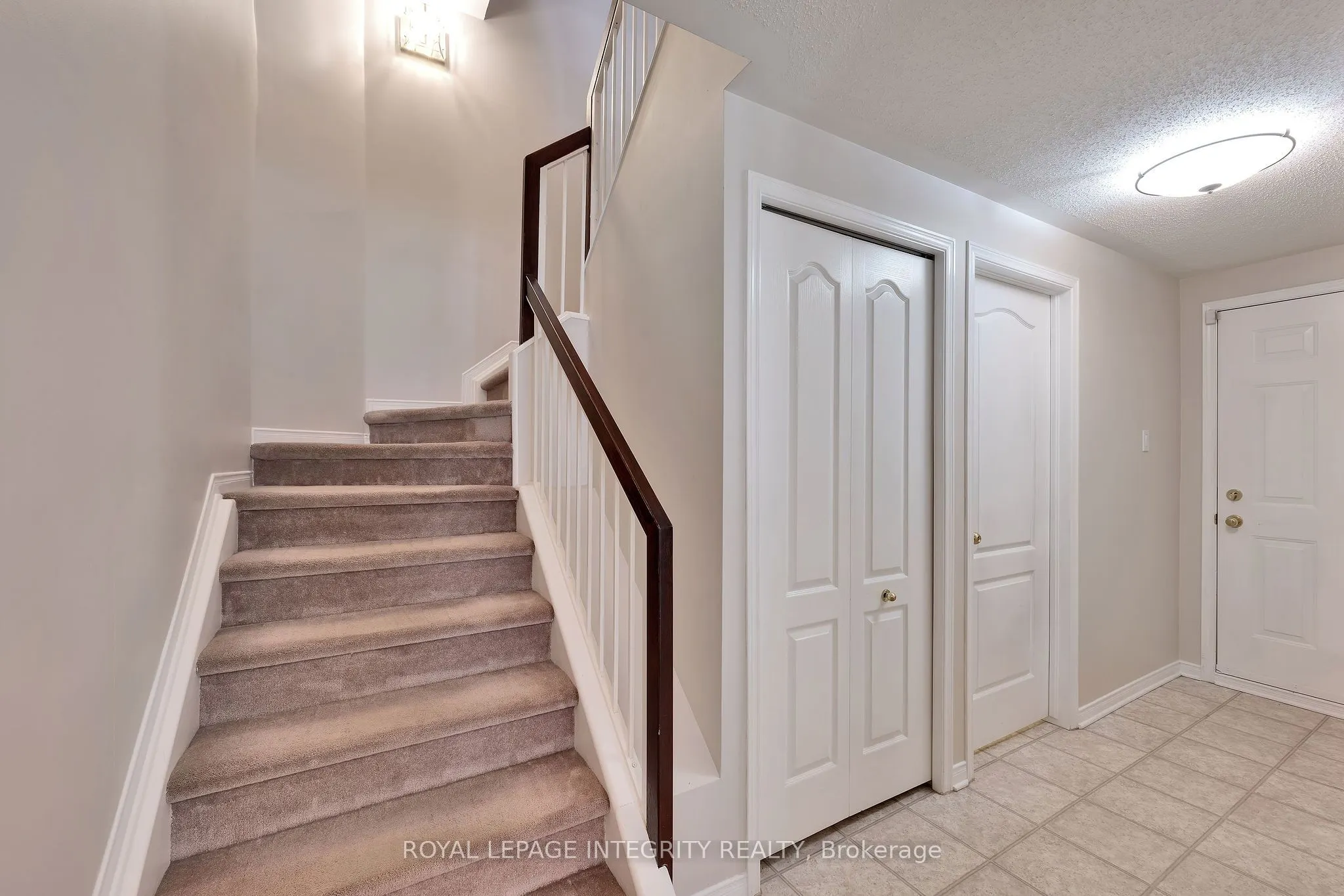 10 Daybreak Street, #B