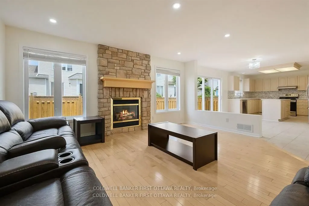 107 COLUMBIA Avenue