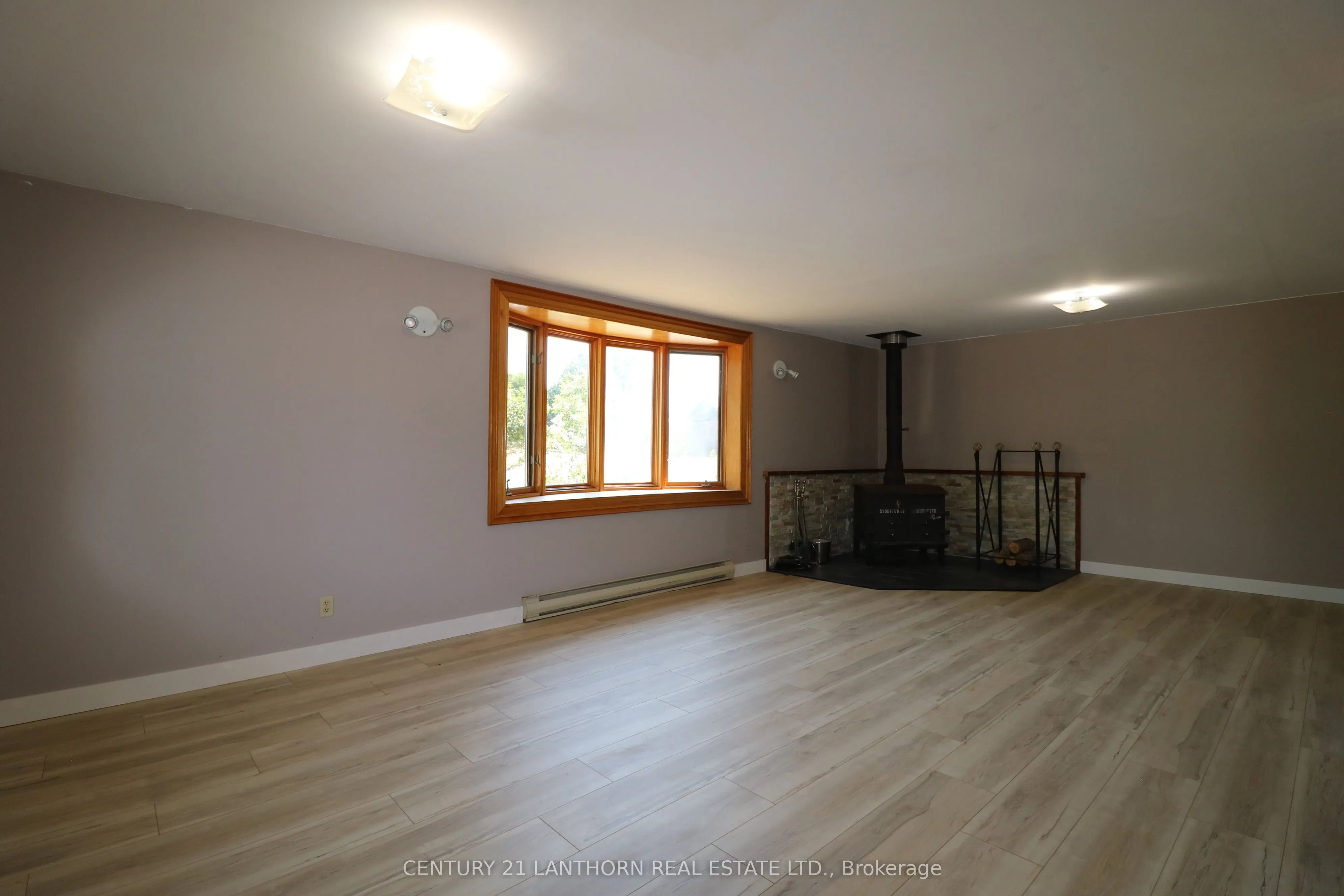 3090 County Rd 10 Road
