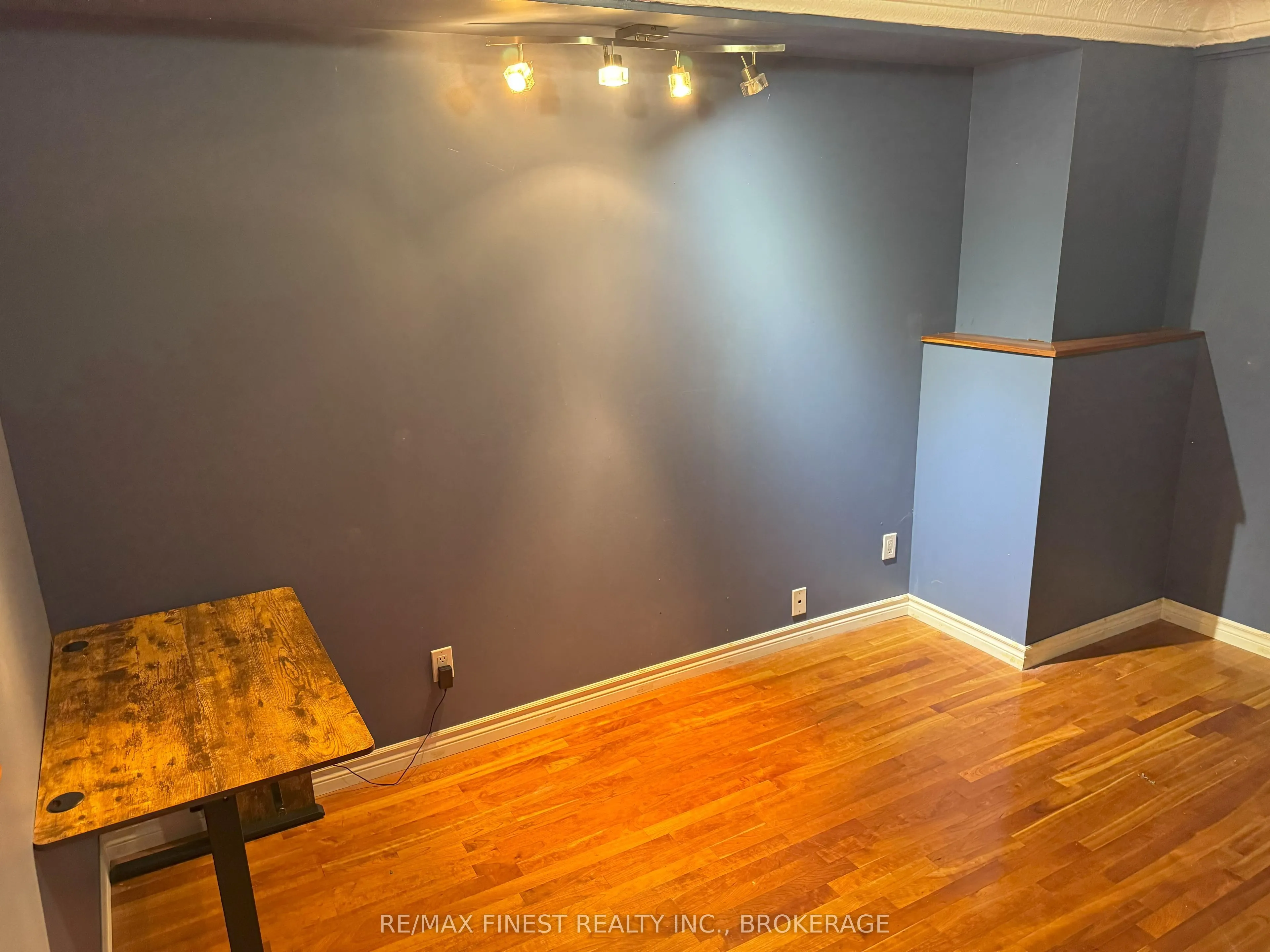 202 King Street E