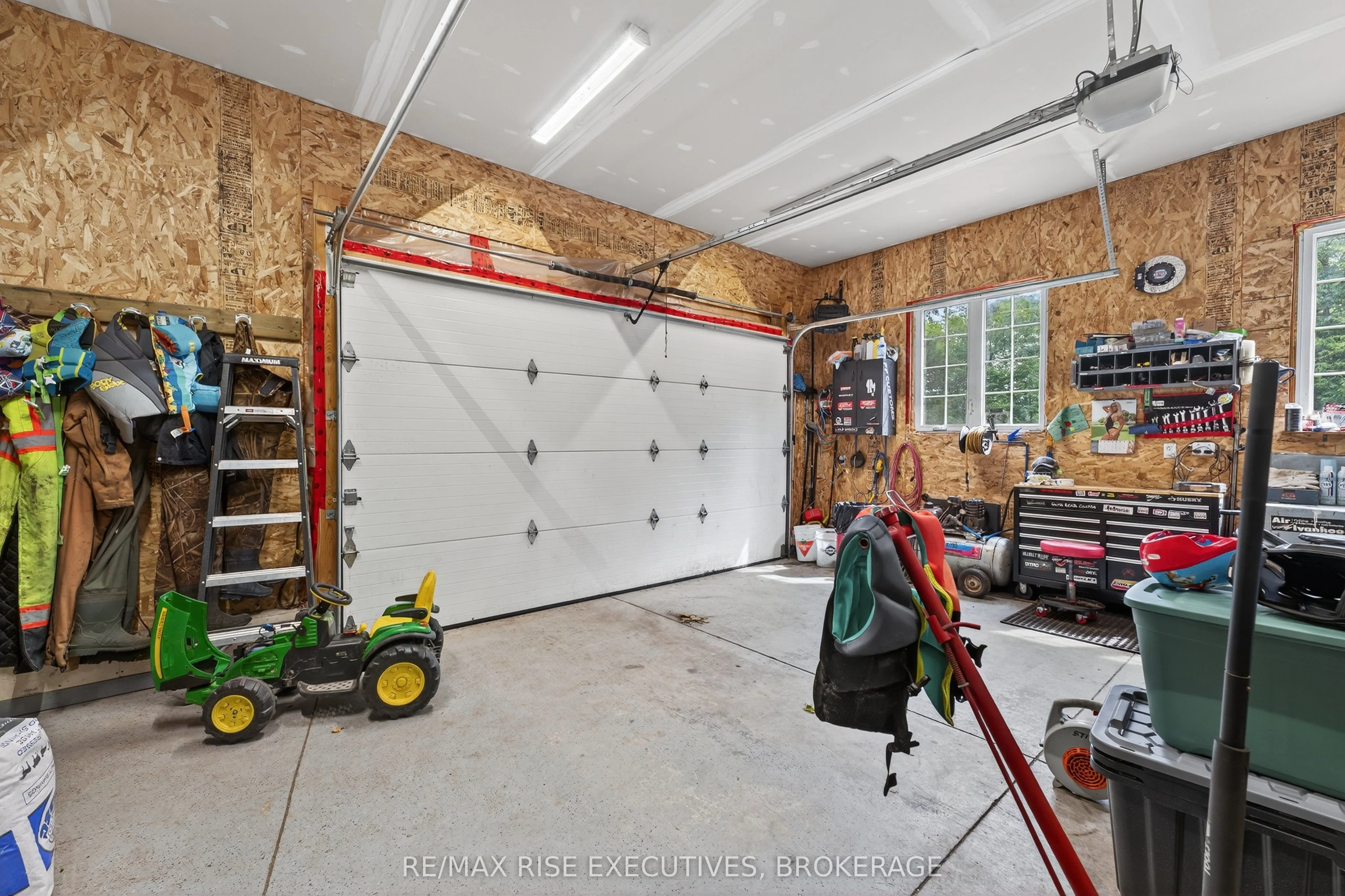 4623 Lower Round Lake Road
