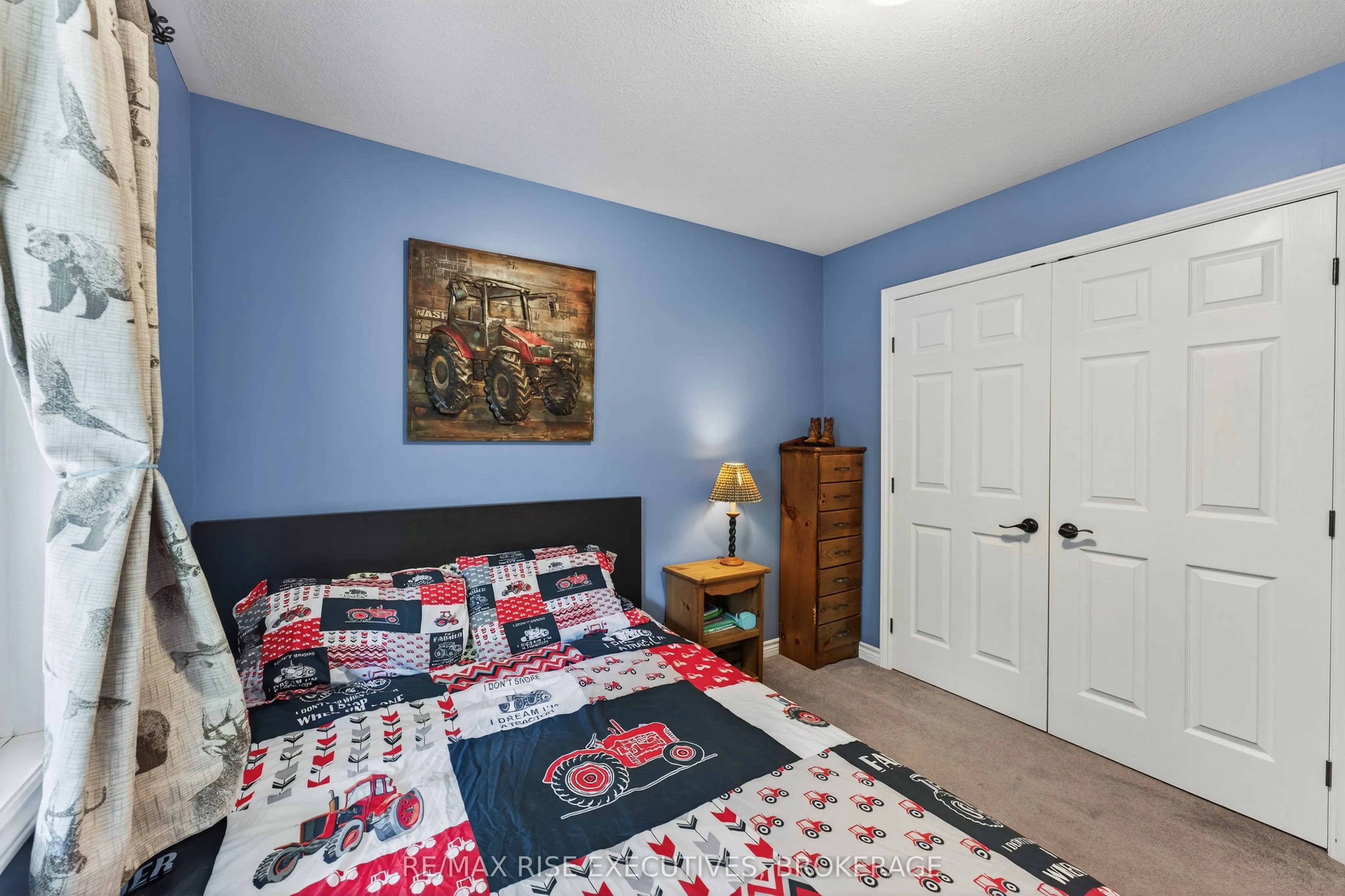 4623 Lower Round Lake Road